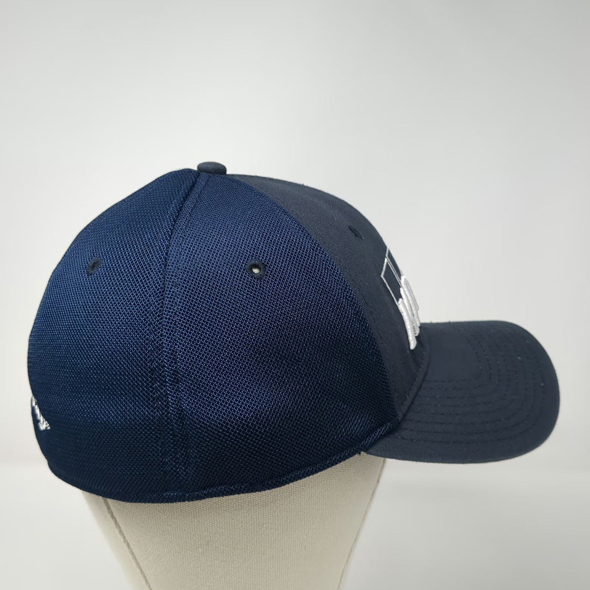 Callaway Baseball Cap Blue XL KPMG Logo Mesh Back Stretch Fit Golf Hat A-Flex