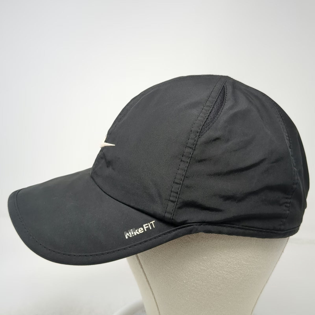 Nike Baseball Cap Black One Size NikeFIT Moisture Wicking Adjustable Strap Hat