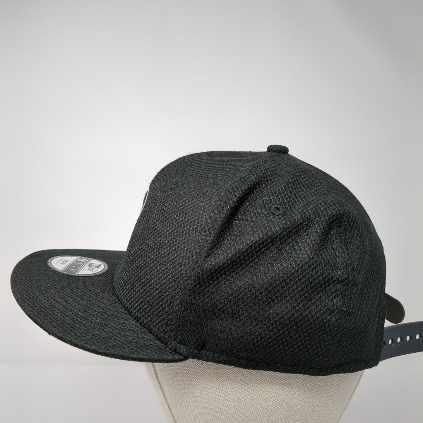Lion Face Youth Snapback Hat Black OS Adjustable Embroidered 9Fifty New Era
