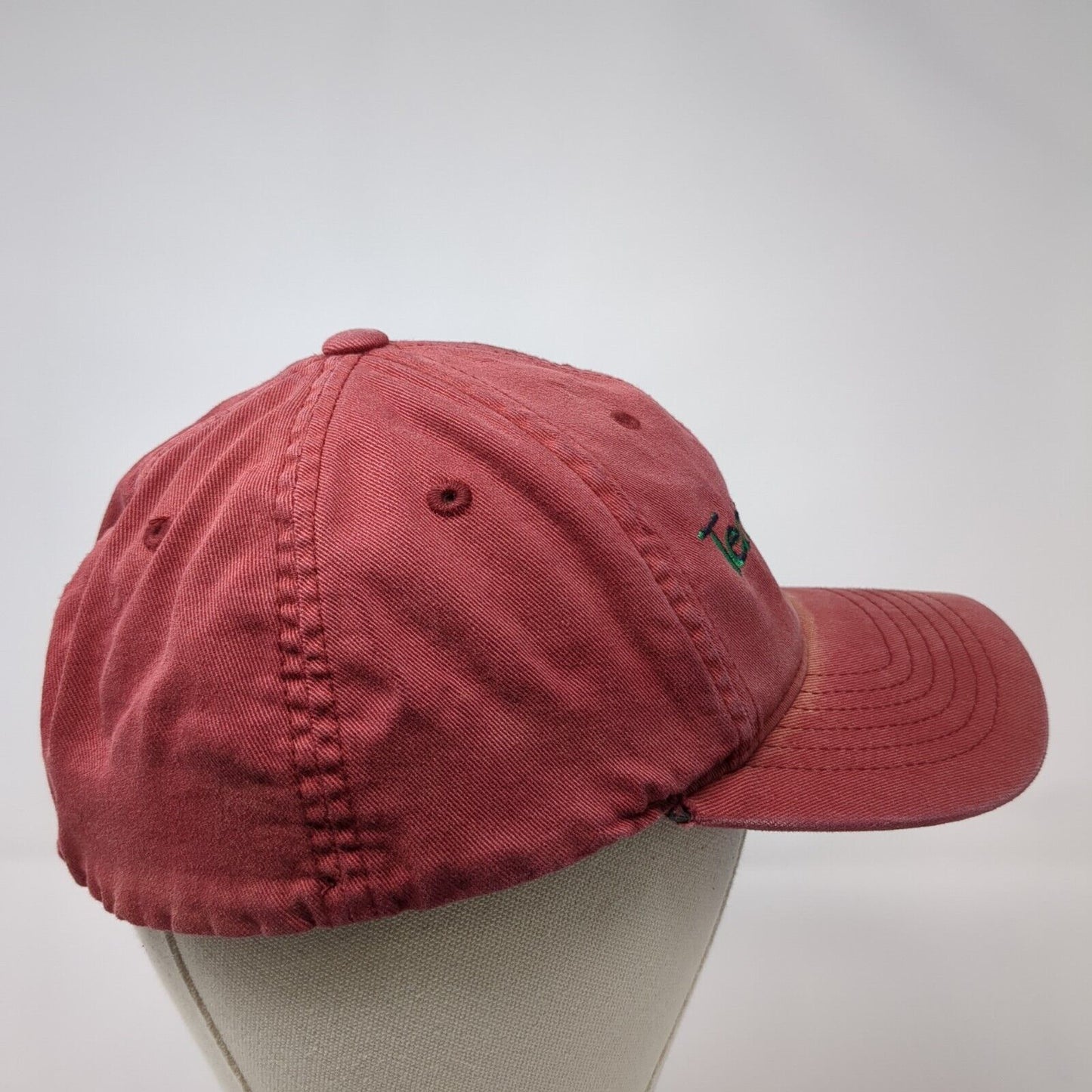 Terrace Lakes Resort Fitted Hat Red S/M Stretch Flexfit Embroidered Richardson