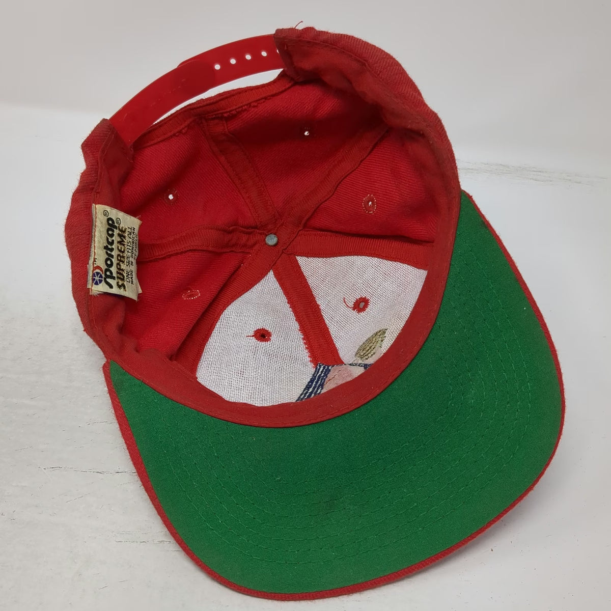 Sportcap Snapback Red Hat One Size Green Underbrim Embroidered Aspen Logo