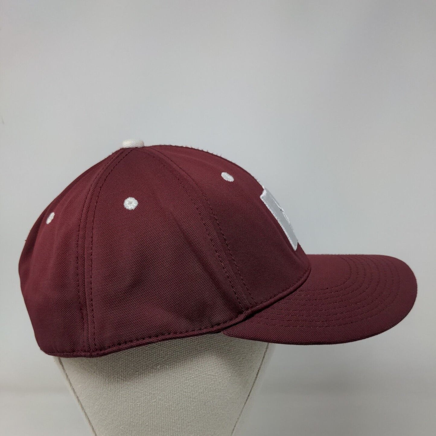 The Game Pro Fitted Hat Red Burgundy L/XL Gametek Embroidered Vented Holes
