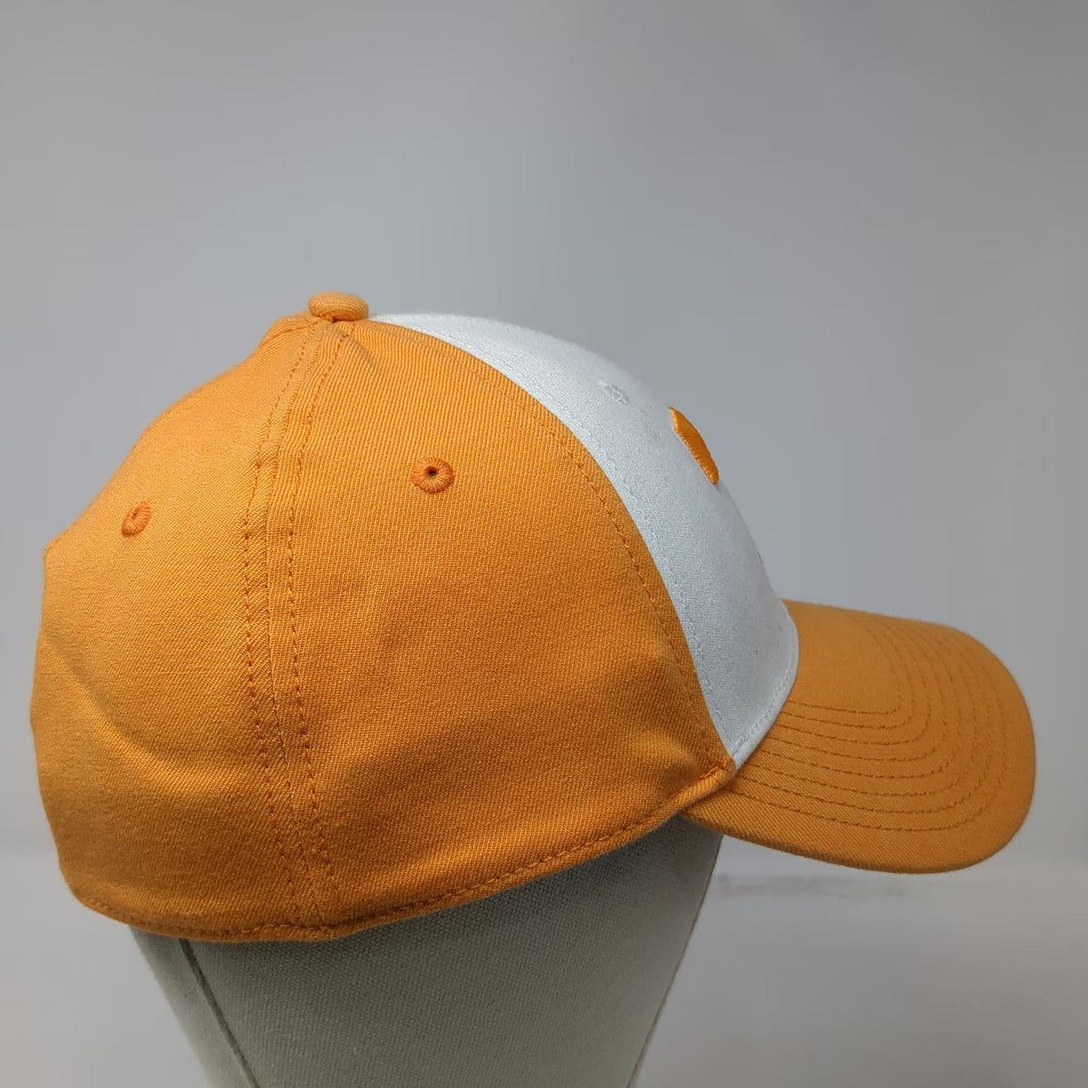 New Era Tennessee Volunteers NCAA Baseball Cap Orange White L 39THIRTY Logo Hat