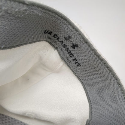 Under Armour Baseball Cap White L Fitted Blitzing Embroidered Logo Classic Fit