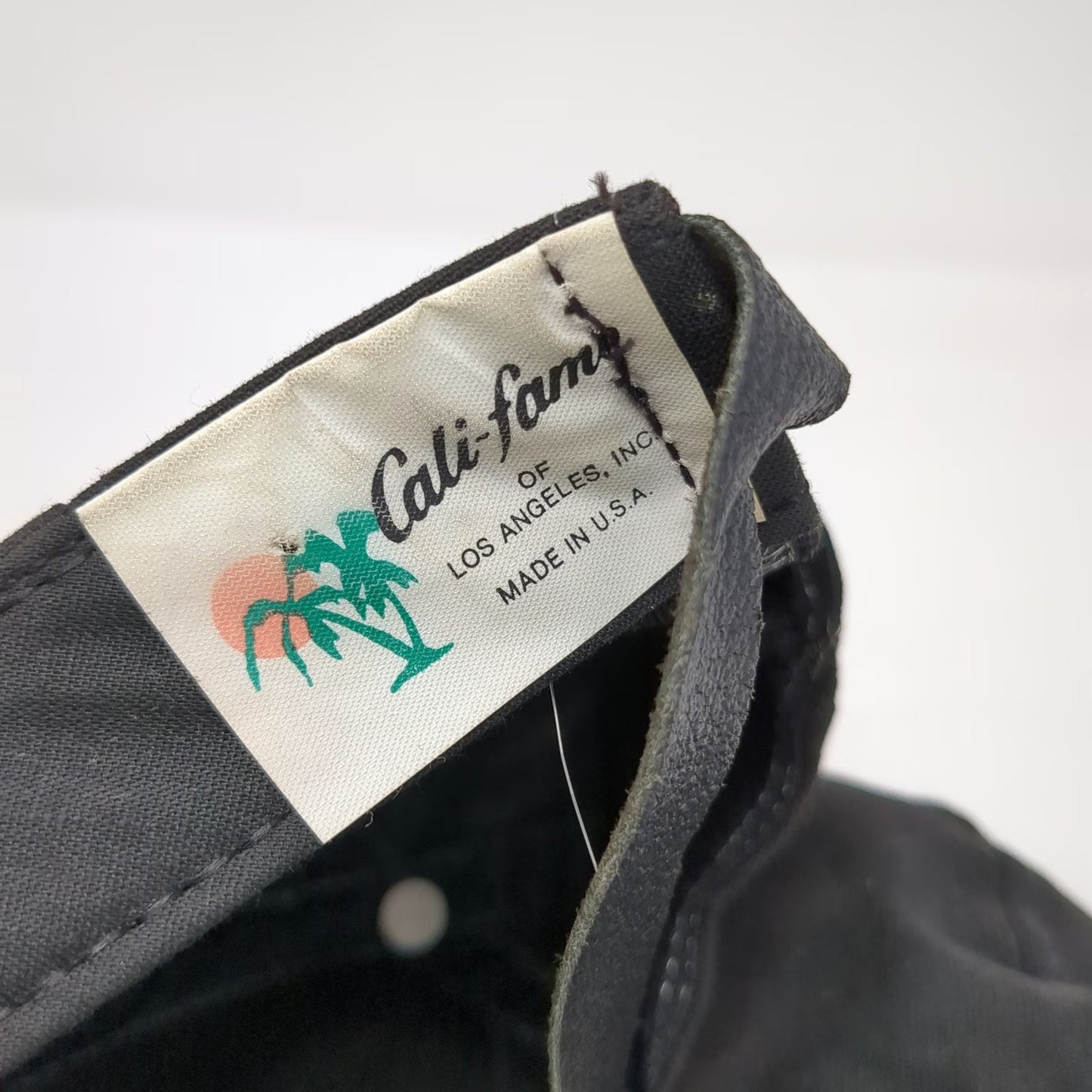 Cali-fame 5 Panel Black One Size Hat Rope Brim Green Underbrim Palm Trees Mirage