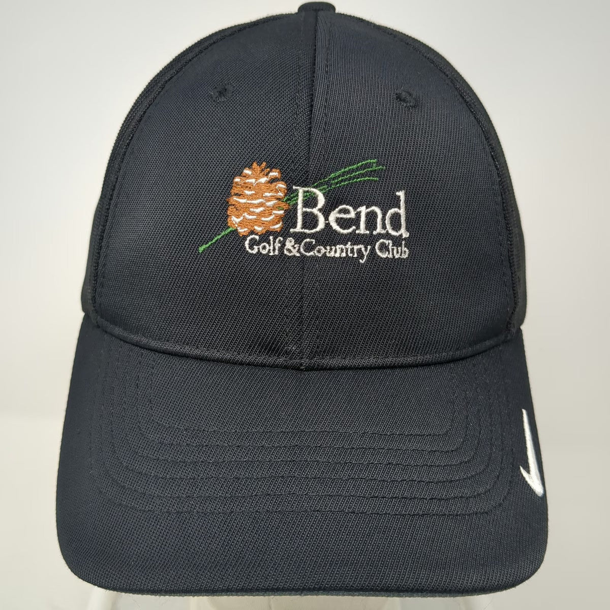 Nike Baseball Cap Black One Size Bend Golf & Country Club Mesh Back Flexfit Hat