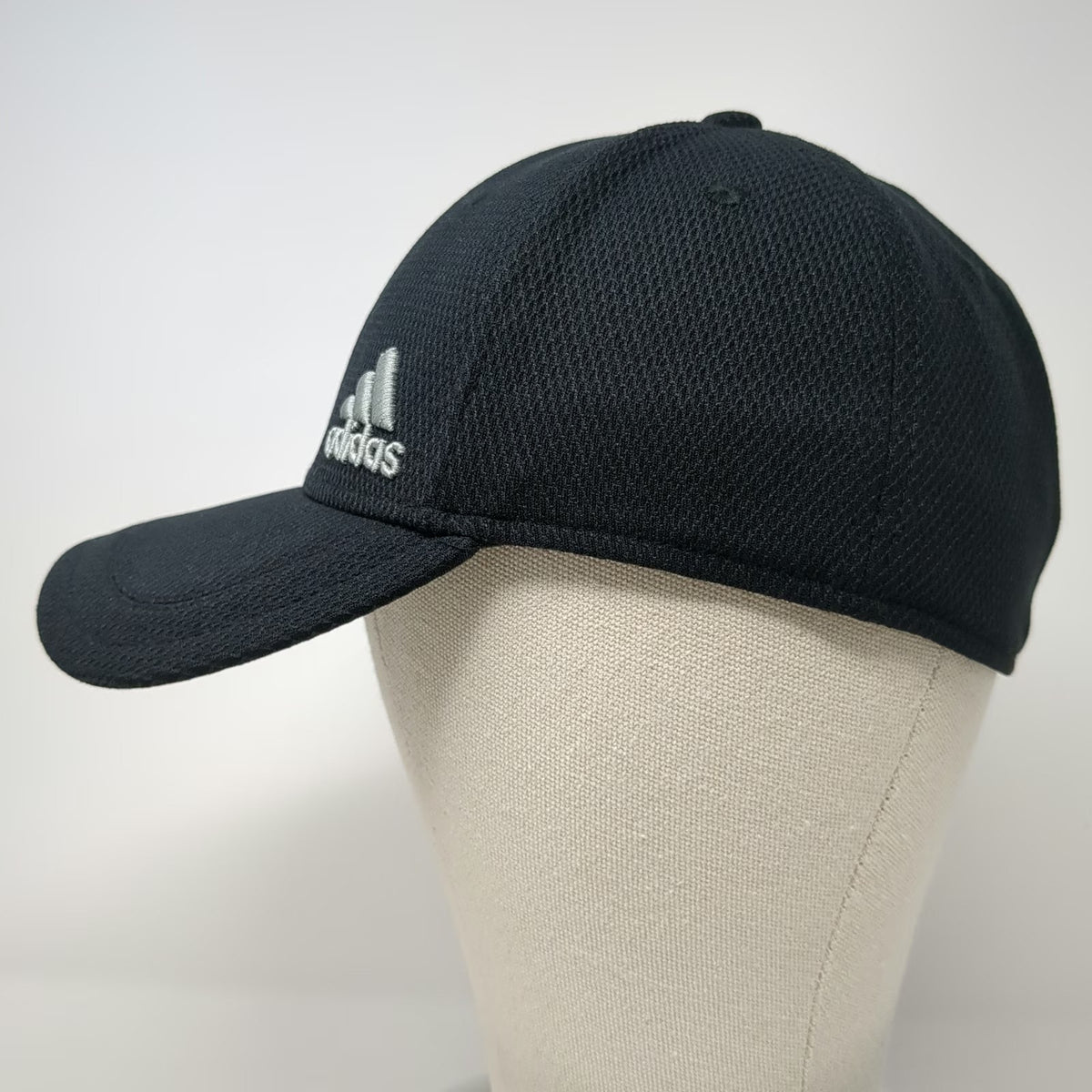 Adidas Baseball Cap Black M Fitted Performance Mesh Climalite Stretch Fit Hat