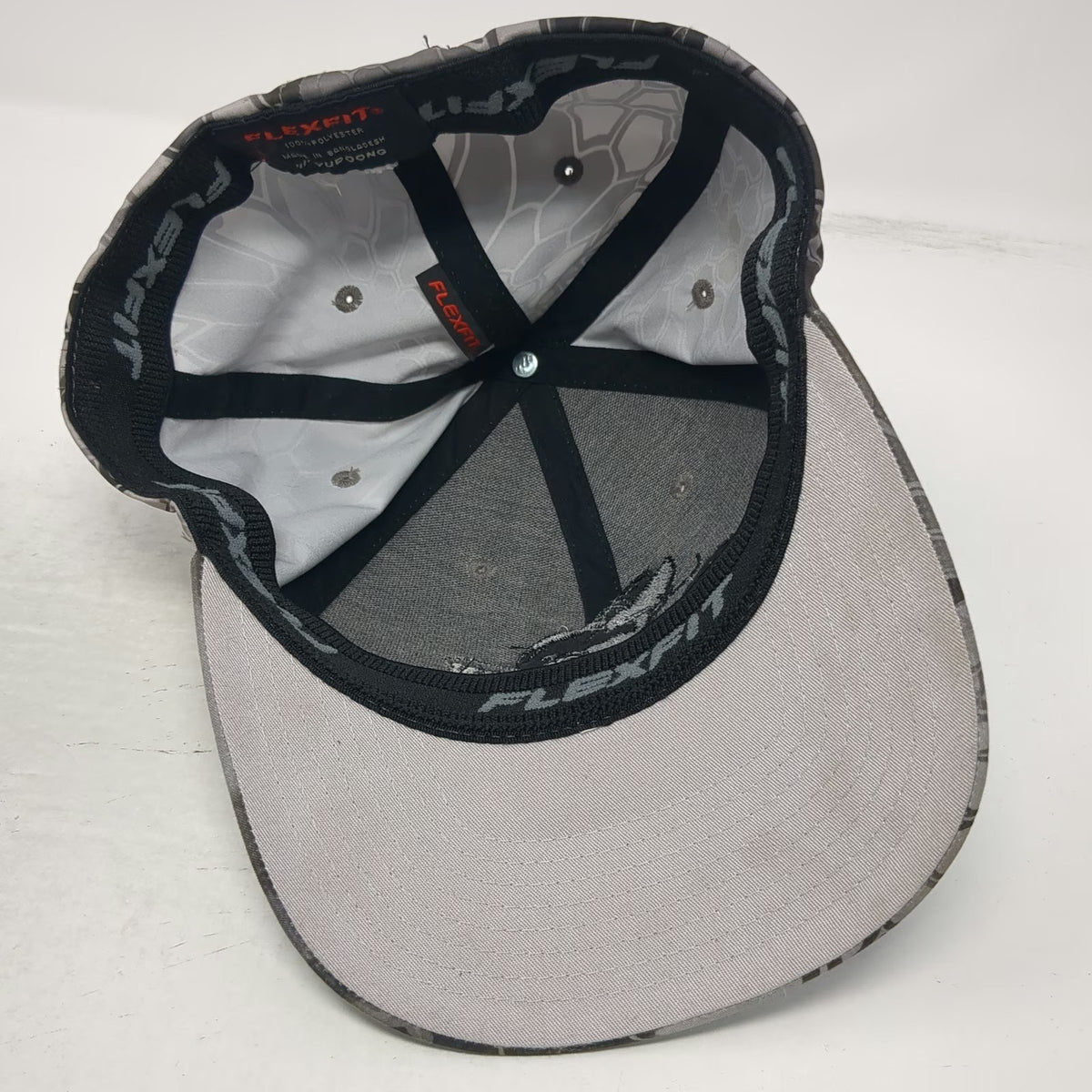 Flexfit Baseball Cap Gray Kryptek Camo Lobster Lady Seafood FL One Size Hat Raid
