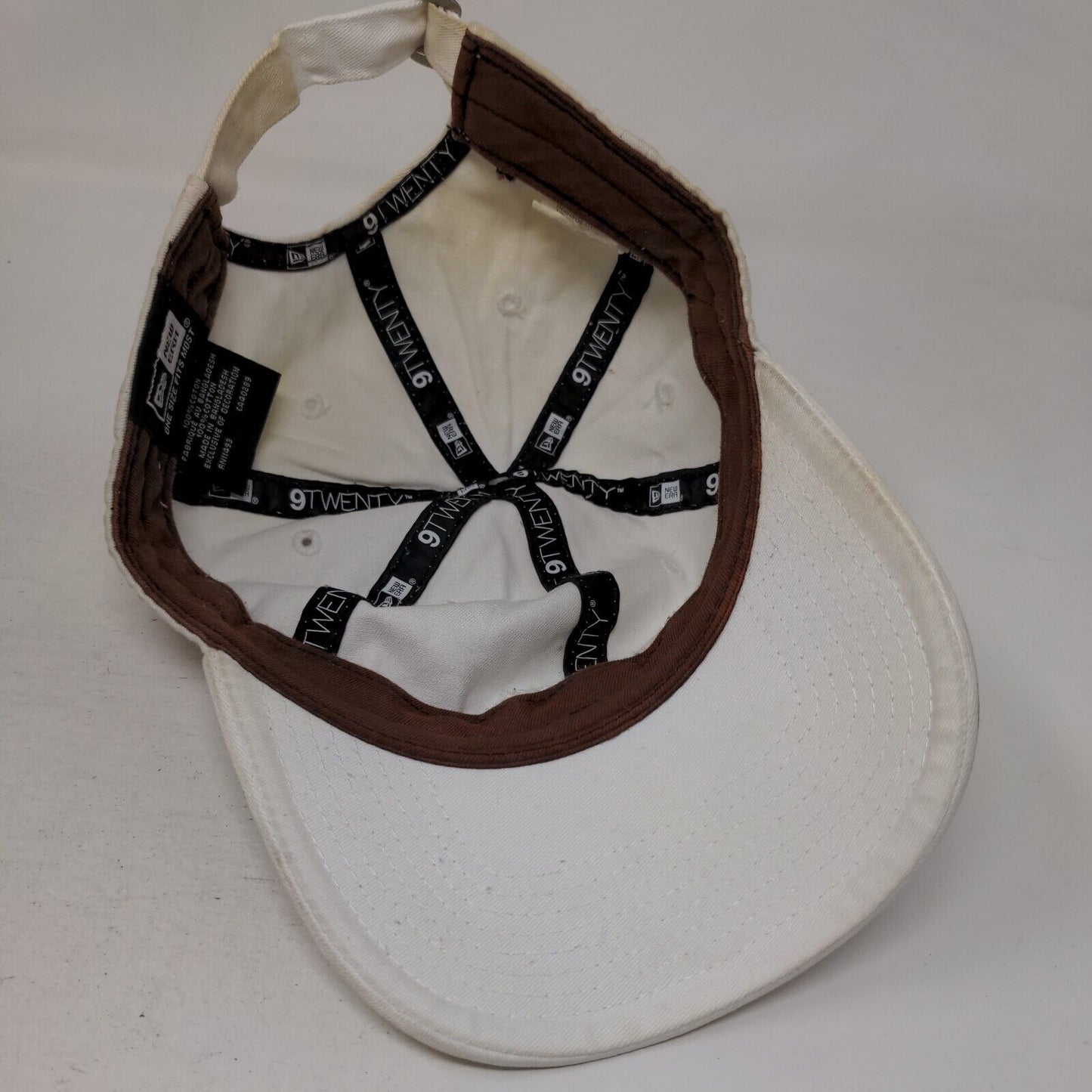 WOW! Slideback Hat White OSFM Embroidered 6 Panel New Era 9Twenty