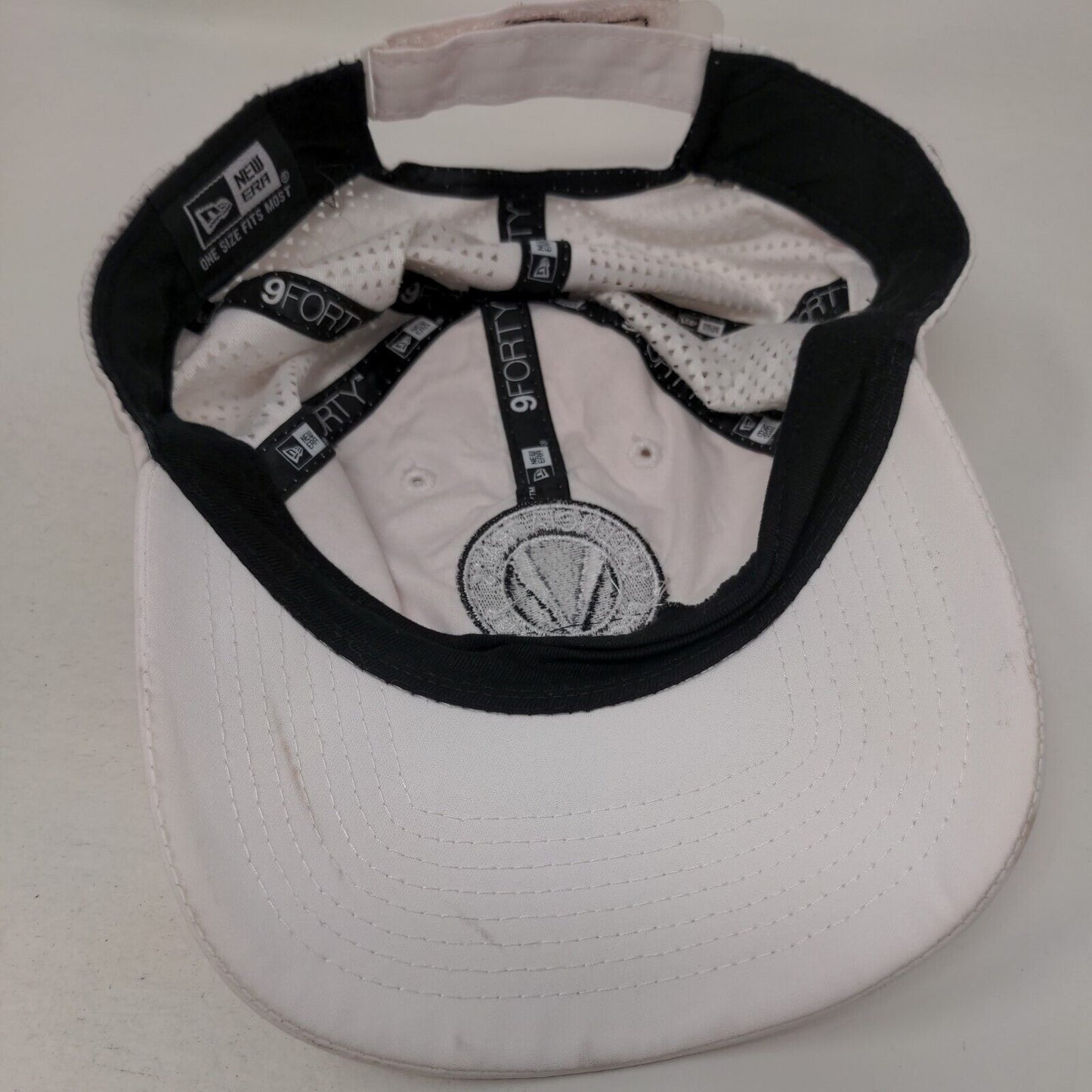 Valencia Trails Racquet Club Srapback Hat White OSFM Adjustable 6 Panel New Era