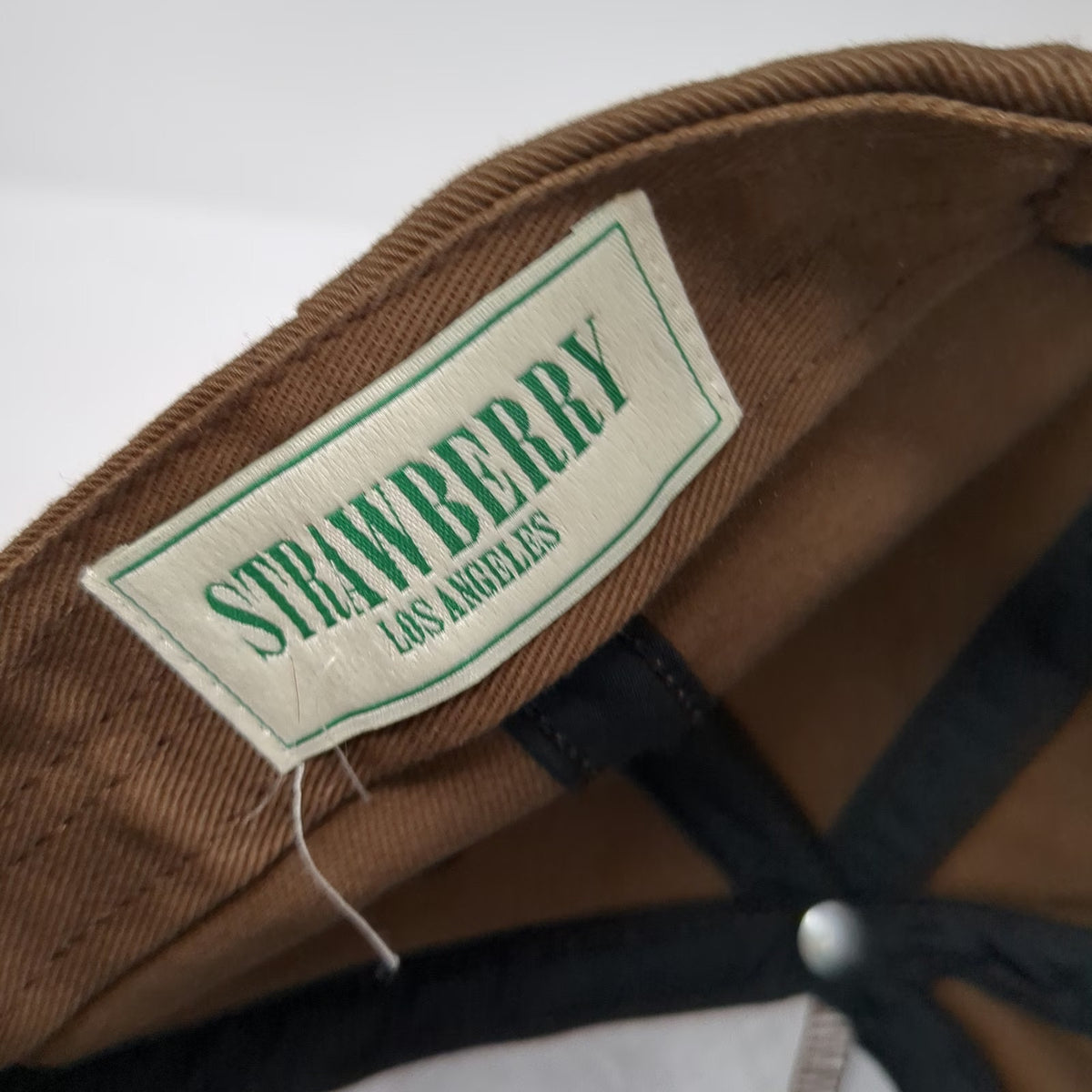 Strawberry 5 Panel Brown White One Size Snapback Mountain Logo Flat Brim Hat