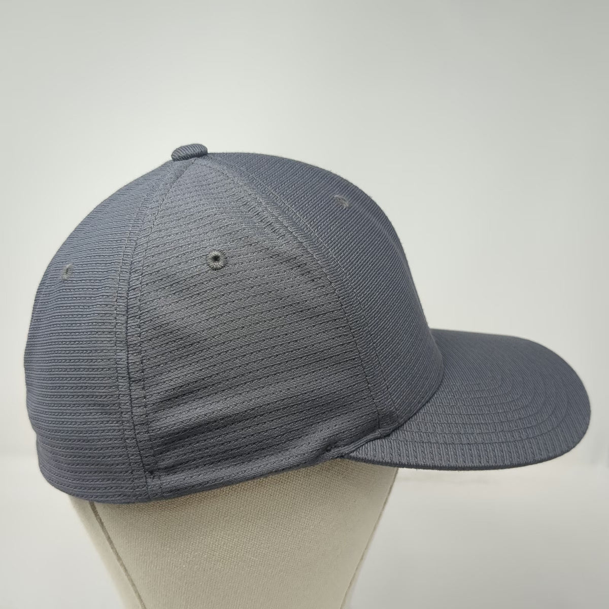 TravisMathew Baseball Cap Gray M Sign Center Logo Flexfit Textured Polyester hat