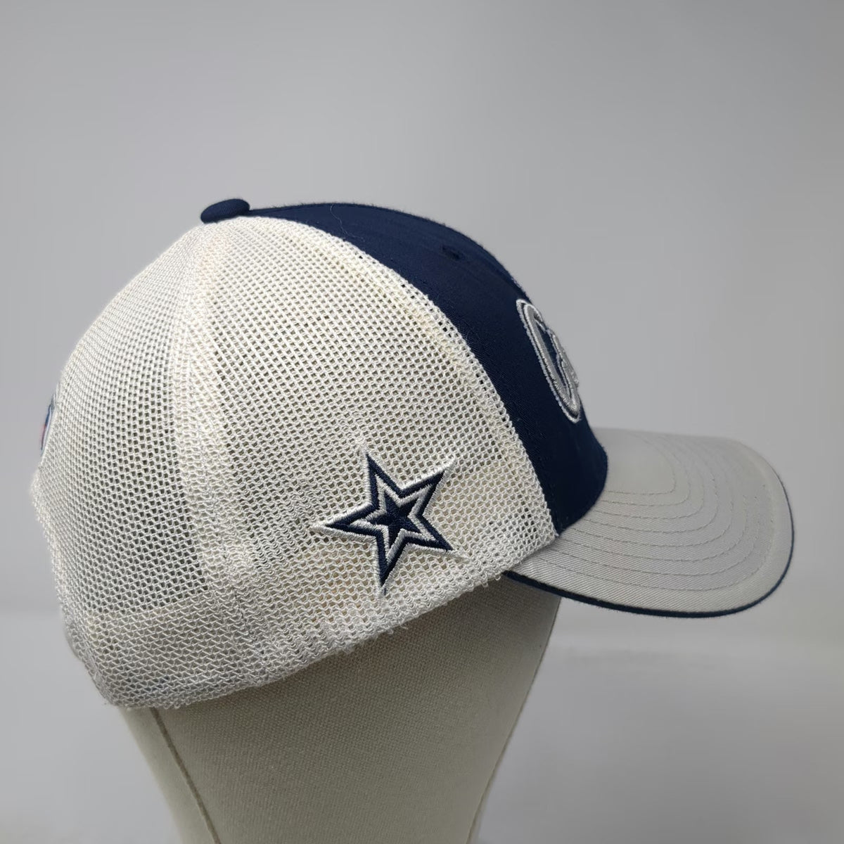 Reebok Dallas Cowboys NFL Trucker Hat Blue White One Size Mesh Snapback Script