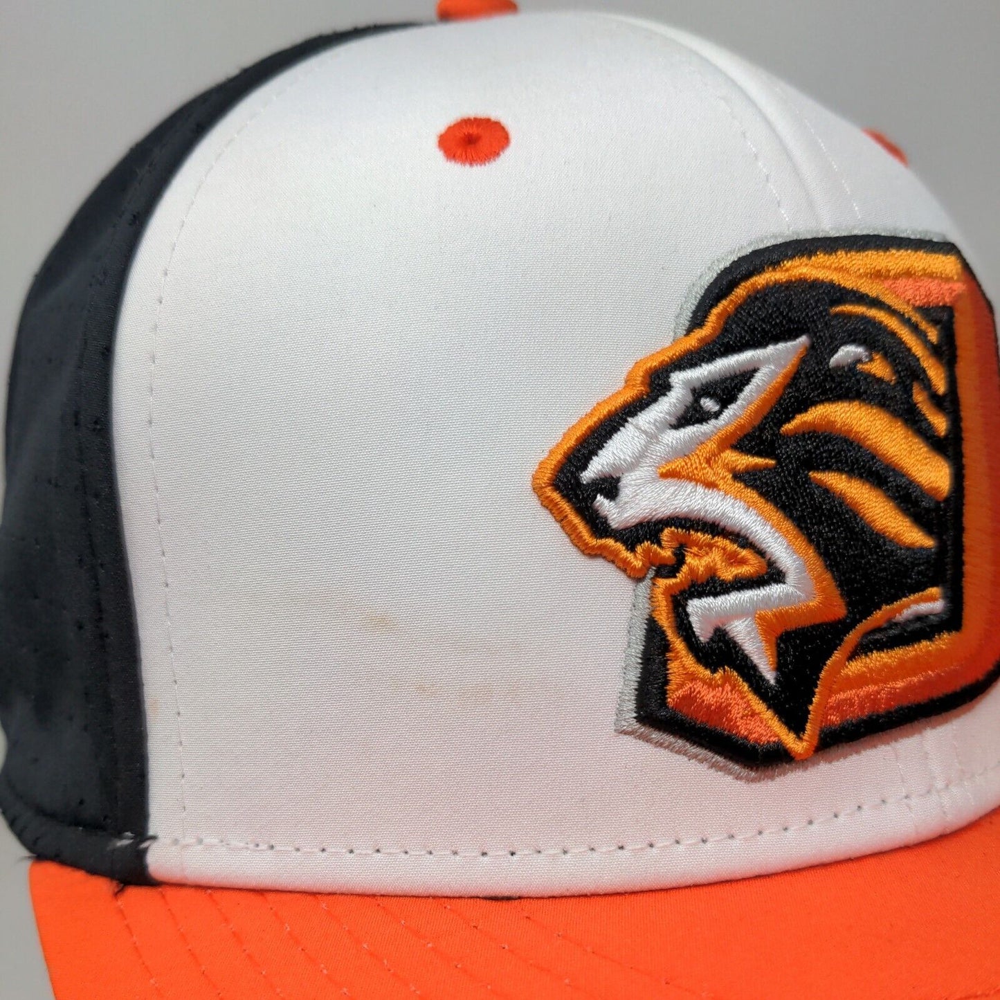 The Game Pro Fitted Hat Multicolor O Lion Logo Size M Polyester Blend