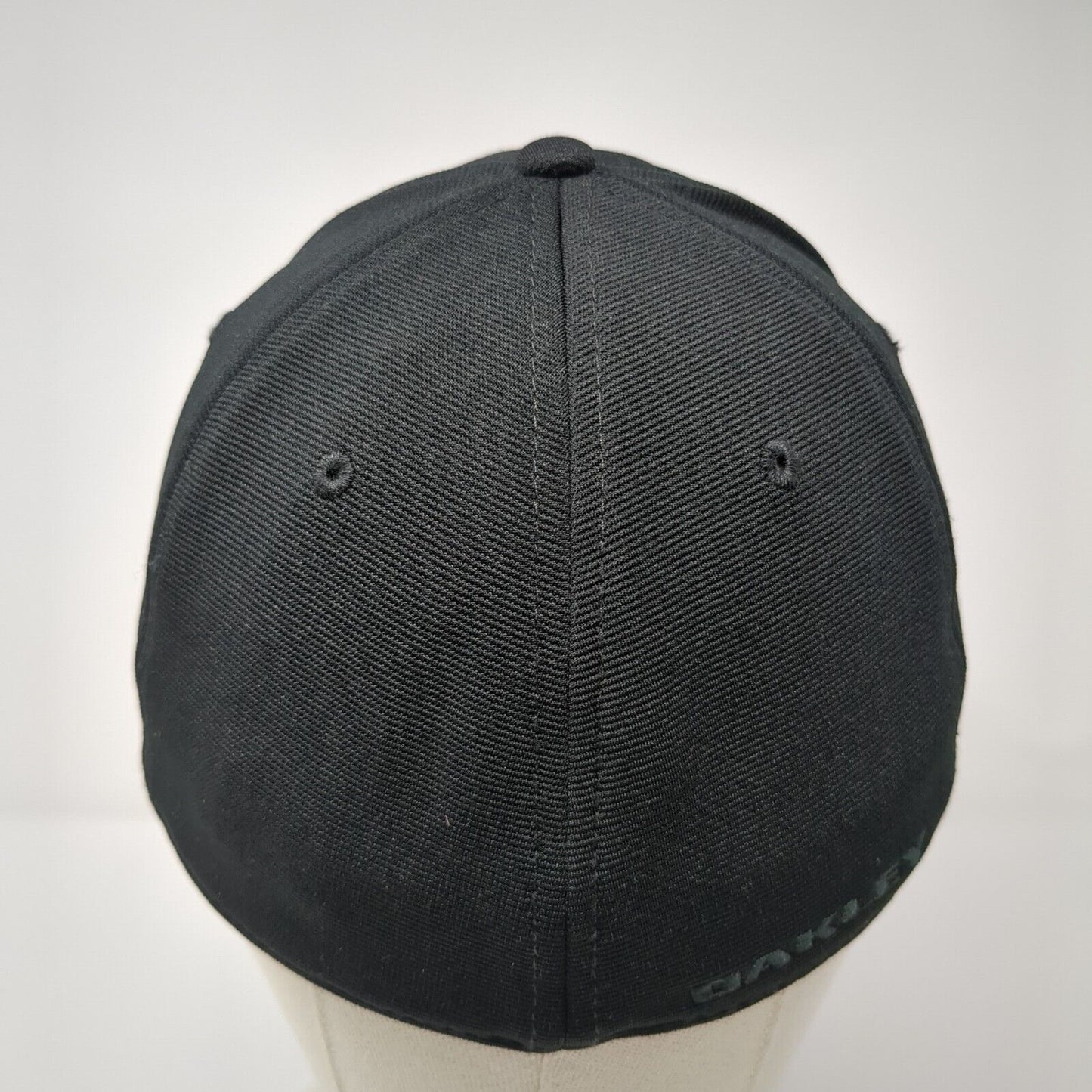 Oakley USA Flag Logo Fitted Hat Black S/M Classic Low A-Flex 6 Panel