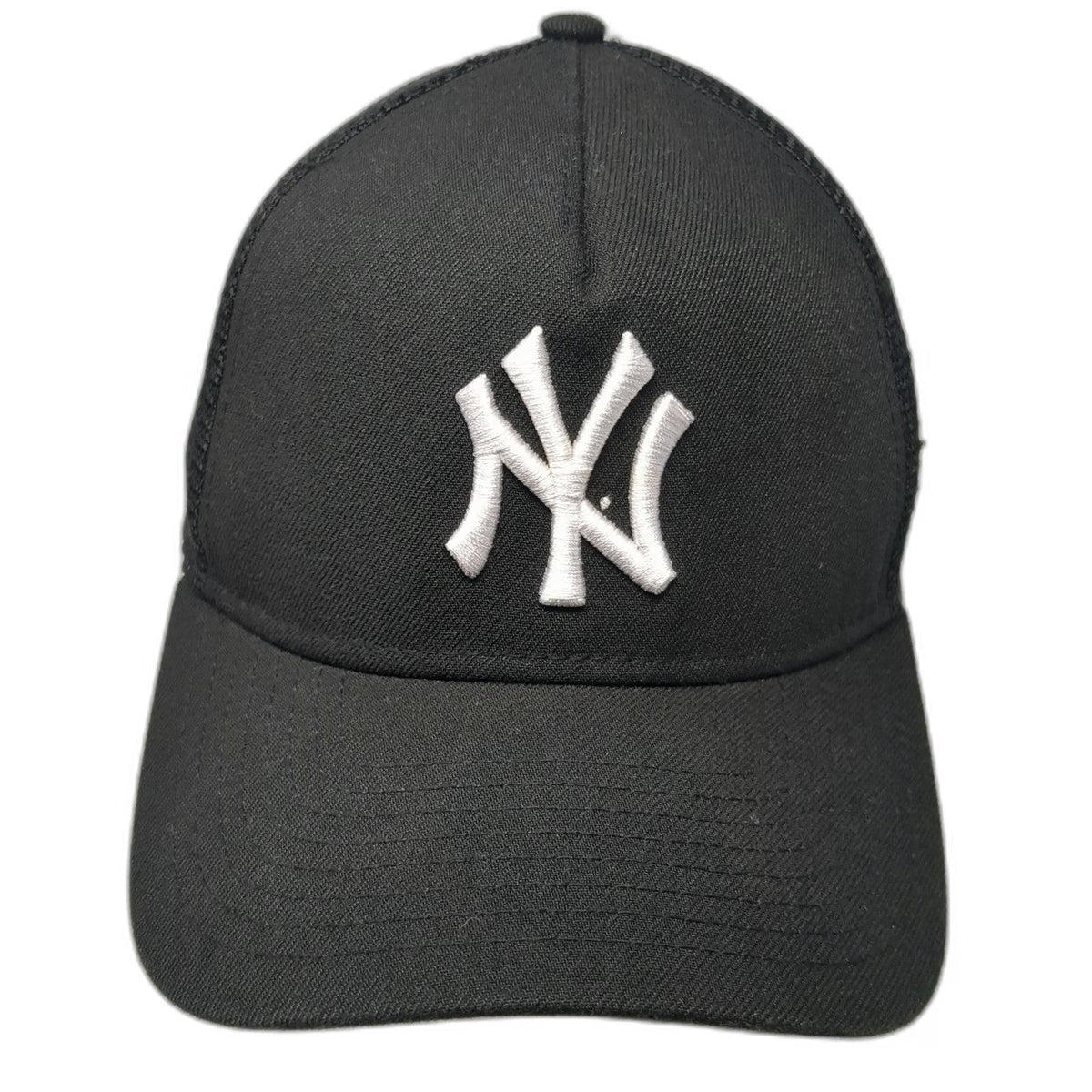 New York Yankees MLB New Era Trucker Hat Black One Size Mesh Snapback NY Logo