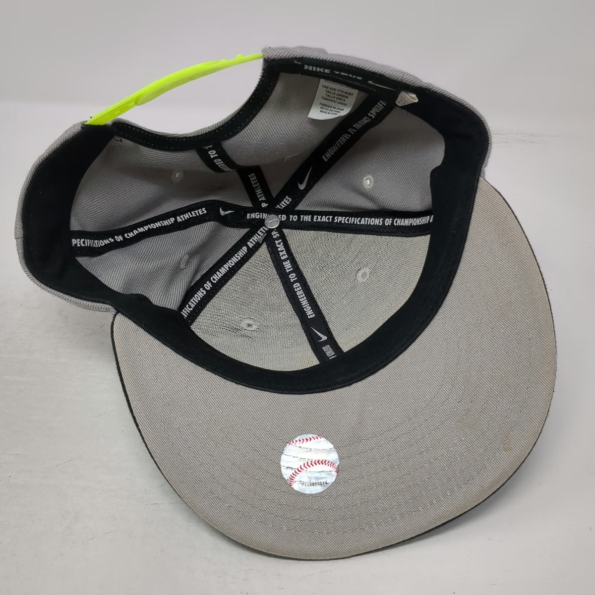 Nike Philadelphia Phillies MLB Snapback Hat Gray Yellow Black One Size Flat Bill