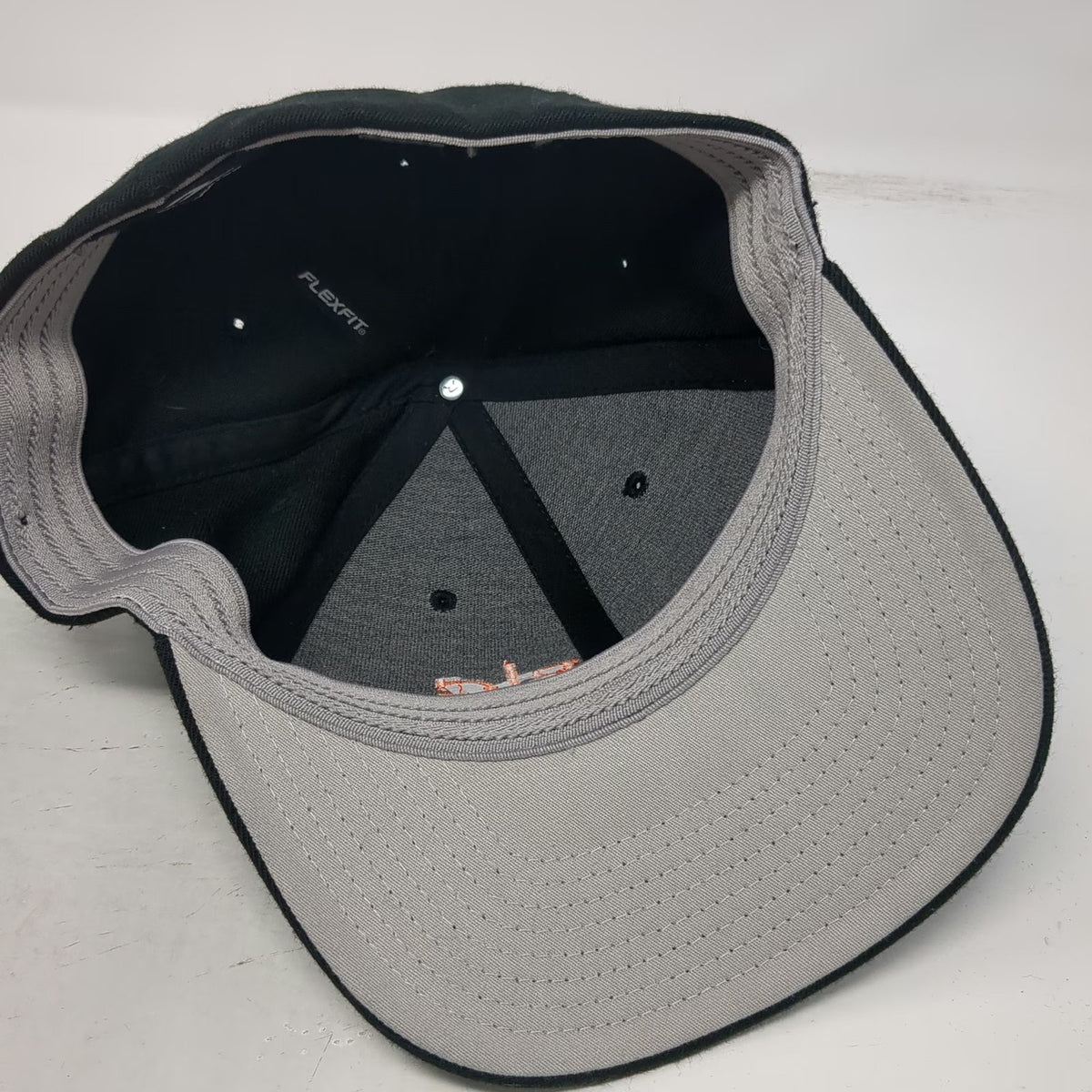 Richardson Baseball Cap Black M Barin Group Flexfit Pro 585 Stretch Fit Hat