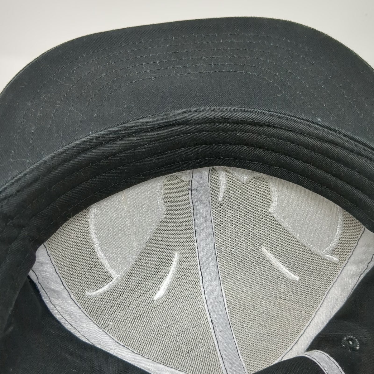 Concept One Marvin the Martian Hat Baseball Cap Black One Size Looney Tunes Eyes