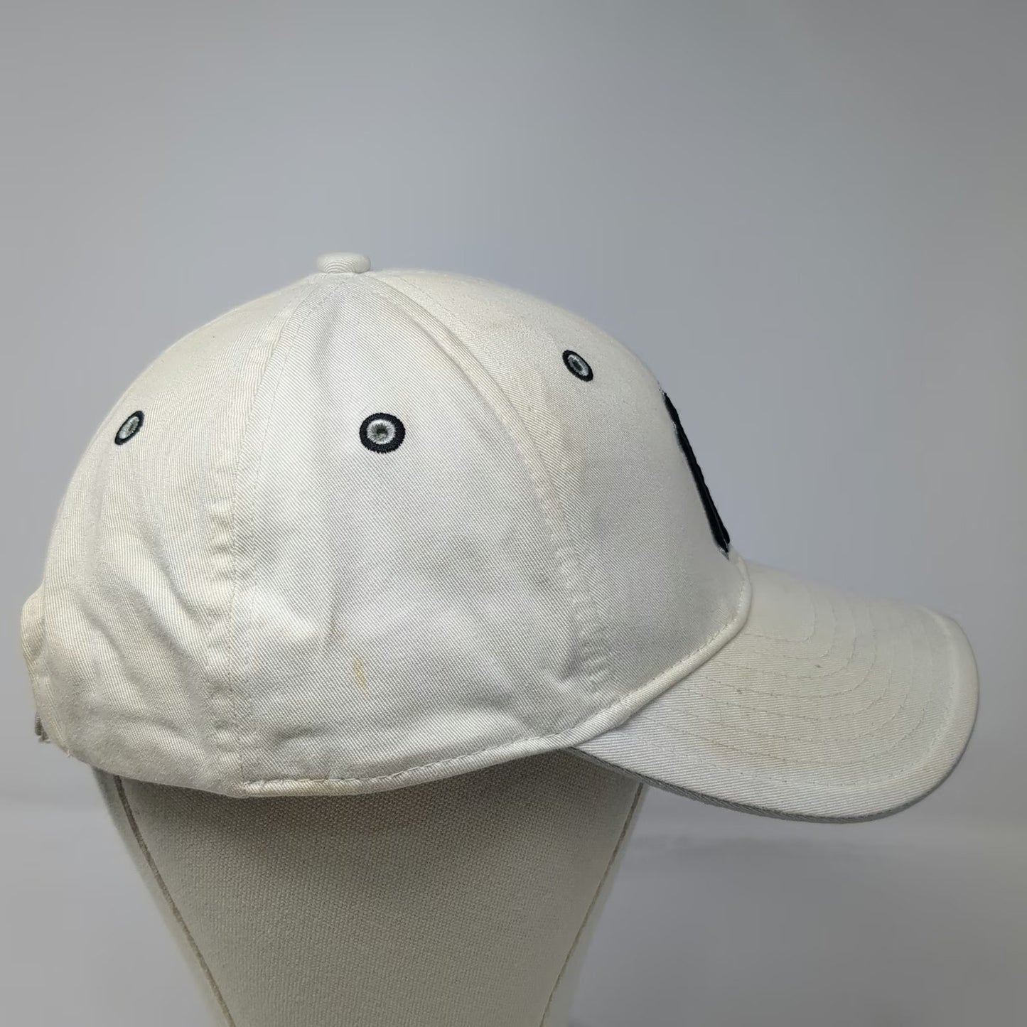 New York Yankees MLB New Era Baseball Cap White One Size Strapback Logo Hat