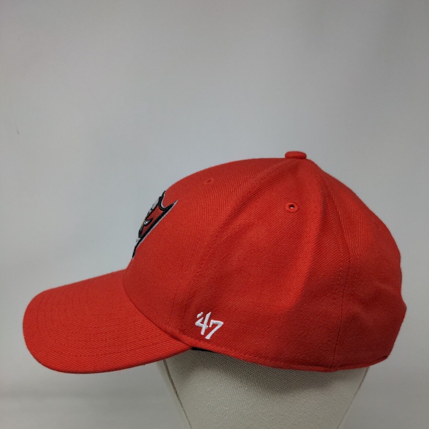 Tampa Bay Buccaneers Strapback Hat Red OSFA Embroidered Logo '47 Brand NFL