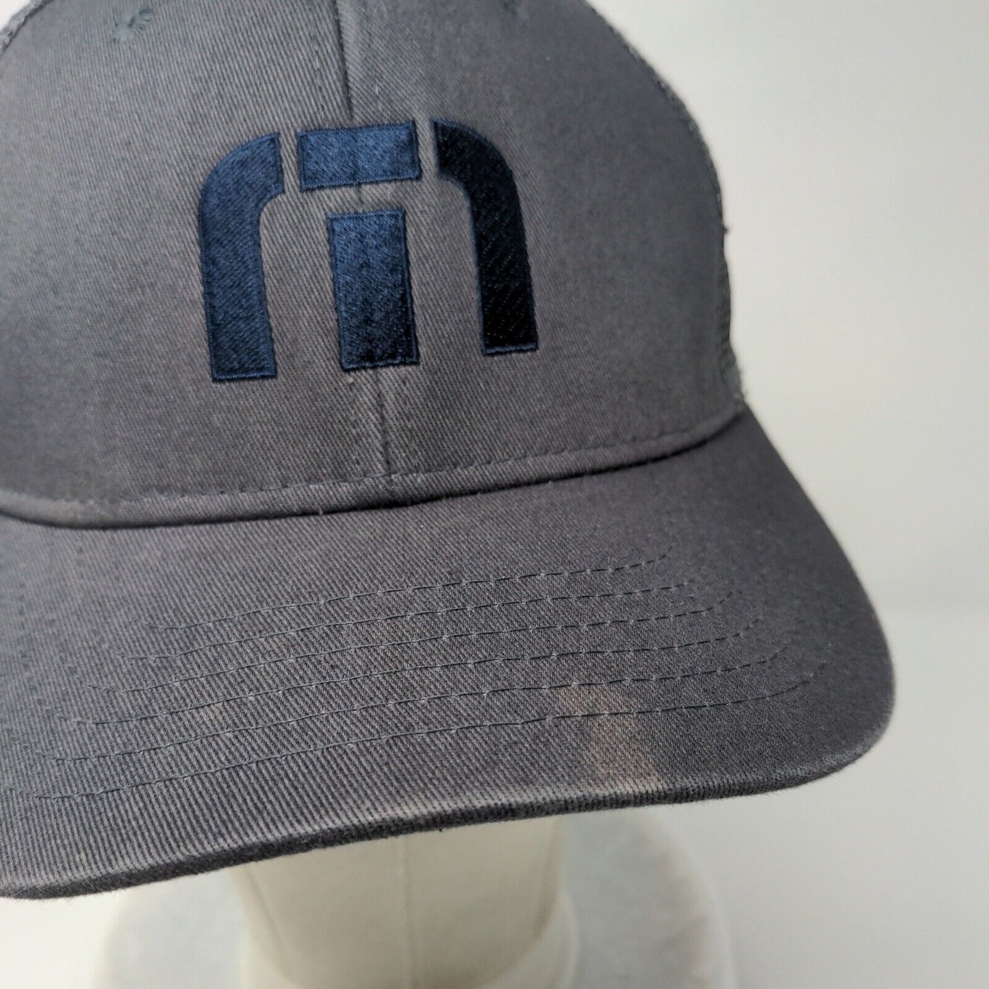 Travis Matthew Snapback Trucker Hat Gray OSFM Adjustable Mesh Back 6 Panel