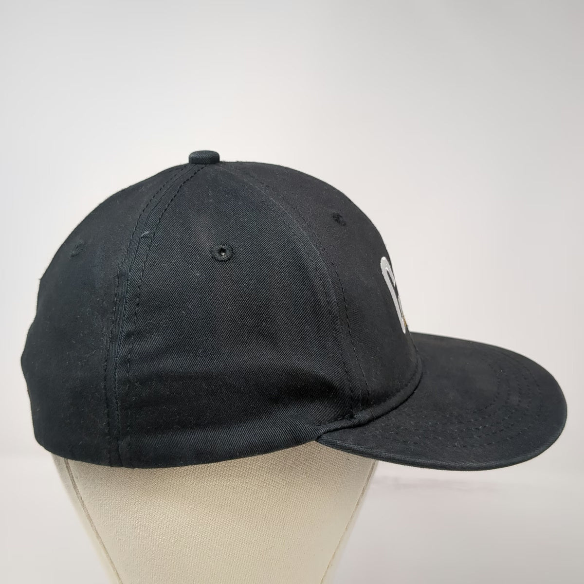 Caterpillar Baseball Cap Black One Size Flexfit Embroidered NC Flag Logo Hat