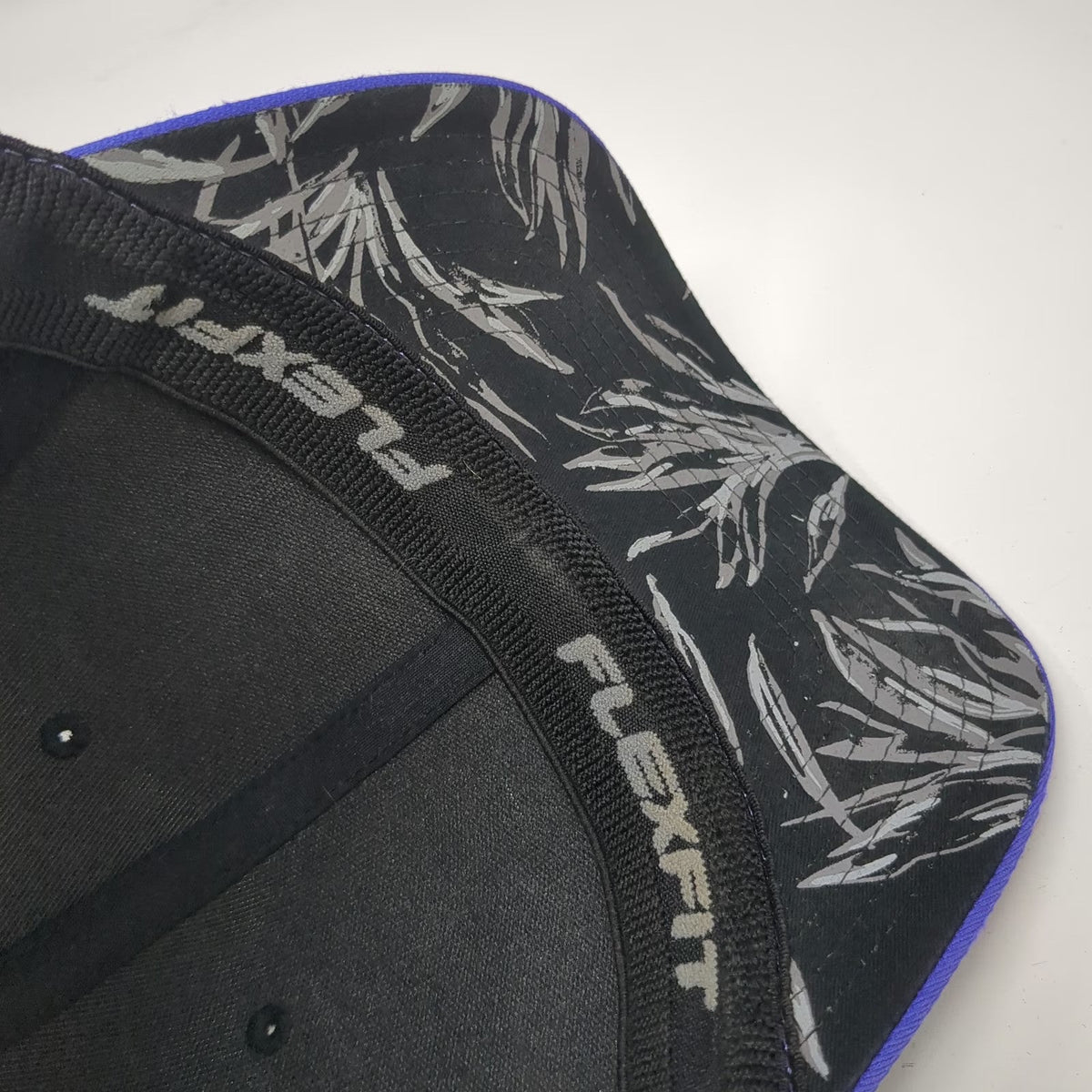 Cinch Baseball Cap Blue XL Fitted Flexfit Mesh Patch Leaf Pattern Underbrim Hat