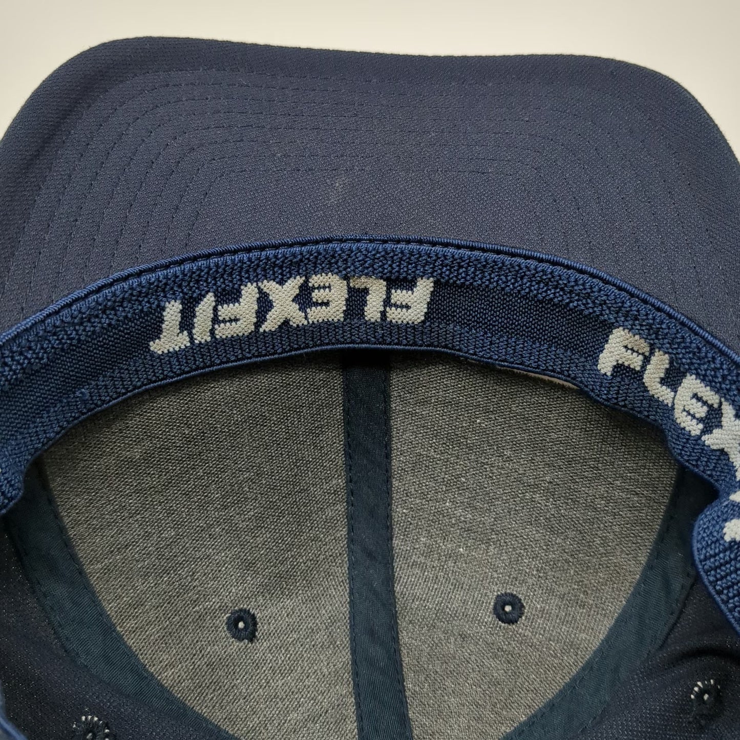 TravisMathew Baseball Cap Blue XL Flexfit Temecula Creek Inn Stretch Fit Hat