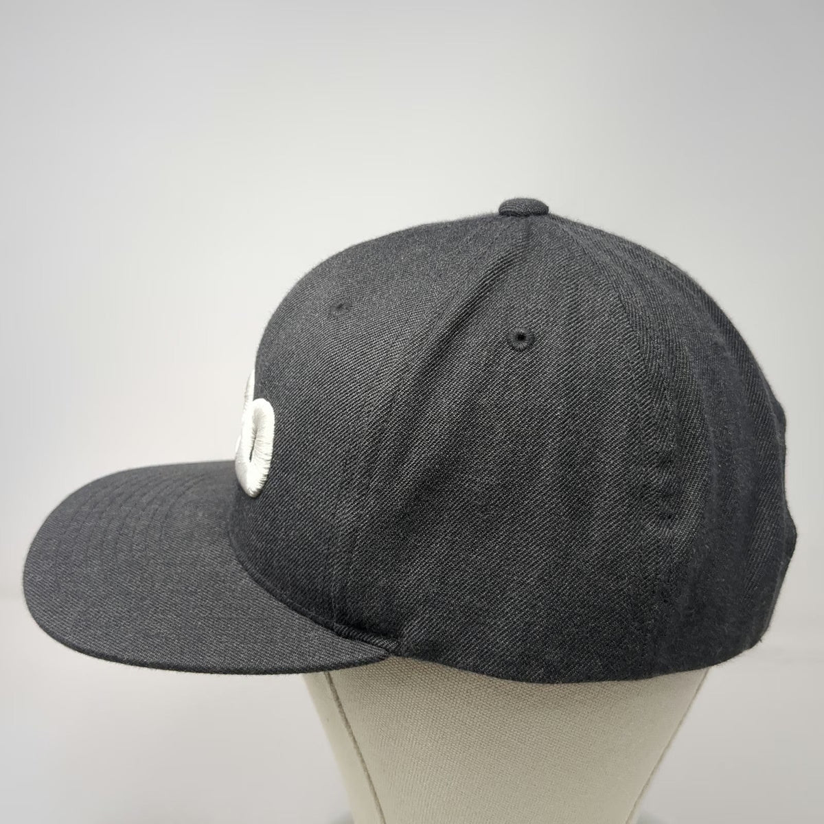 Yupoong Snapback Gray One Size P20 Green Underbrim Flat Bill Wool Blend hat