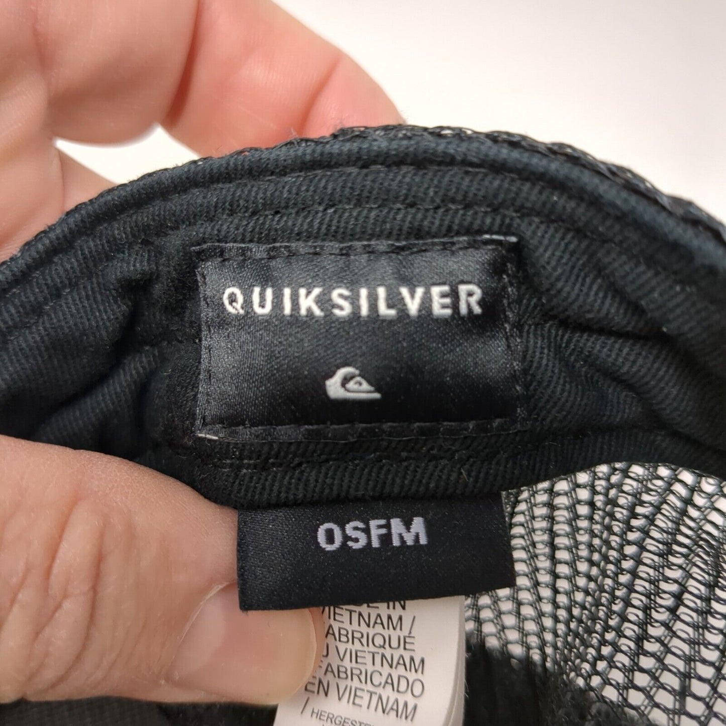 Quiksilver Snapback Trucker Hat Black OSFM Adjustable Embroidered Mesh Back
