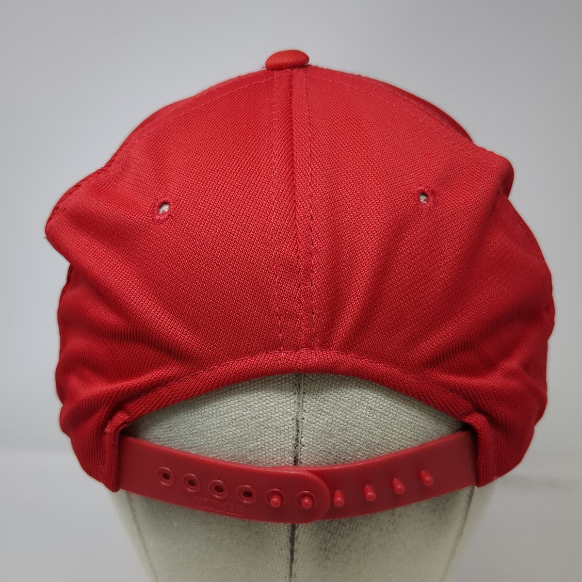 Young An Alia Royal Jordanian Falcons Snapback Red 7 1/4 Polyester Aviation Hat