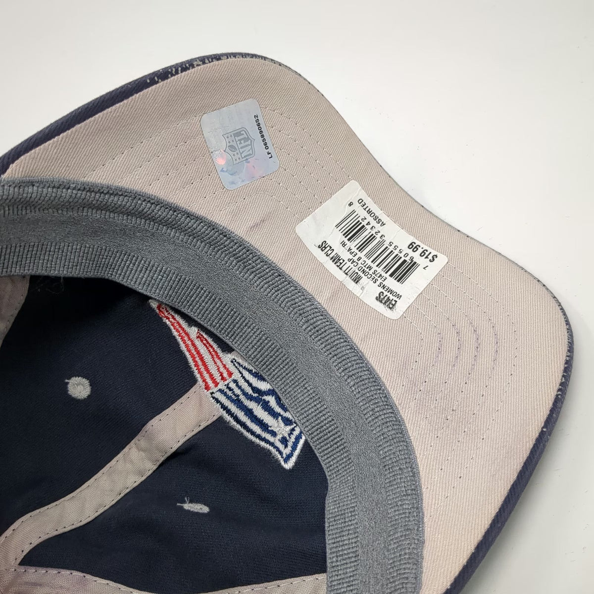 New England Patriots NFL Reebok Blue Size S/M Cap Speckled Brim Stretch Fit
