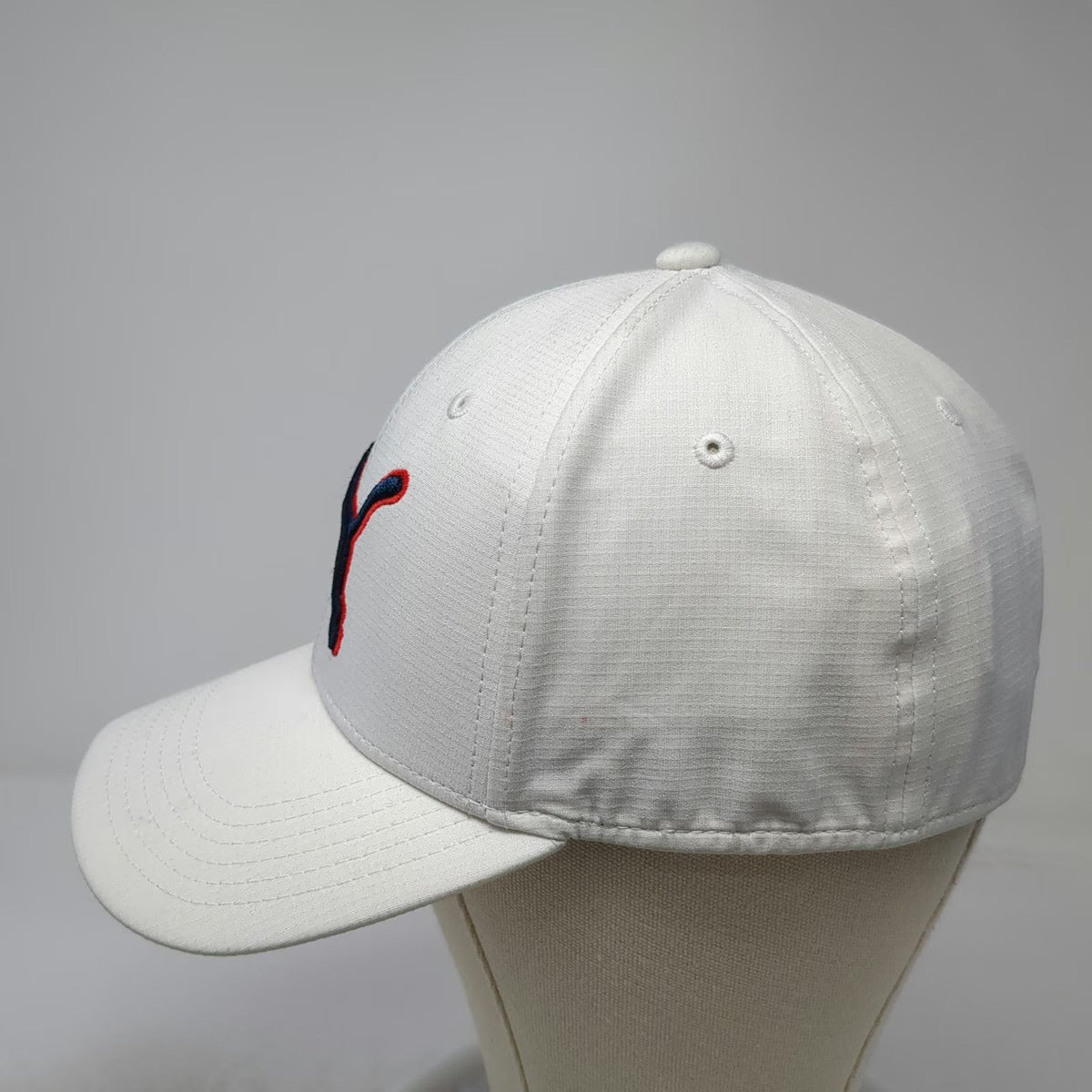 Puma Baseball Cap White S Stretch Fit Embroidered Logo Athletic Performance Hat