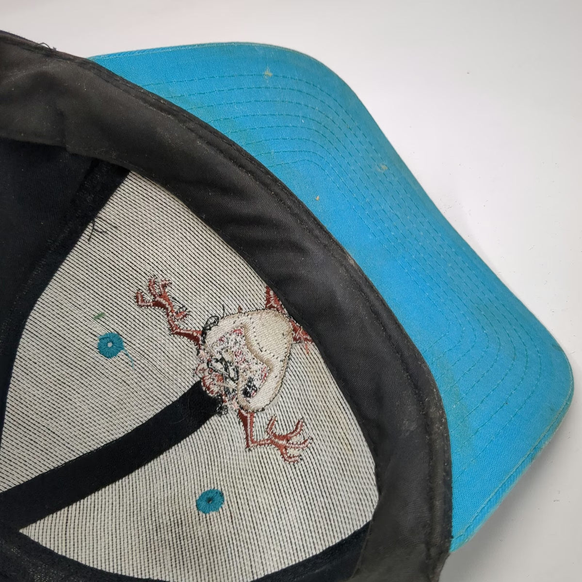 Snapback Hat Black Blue Taz Looney Tunes Character Embroidered Flat Vintage