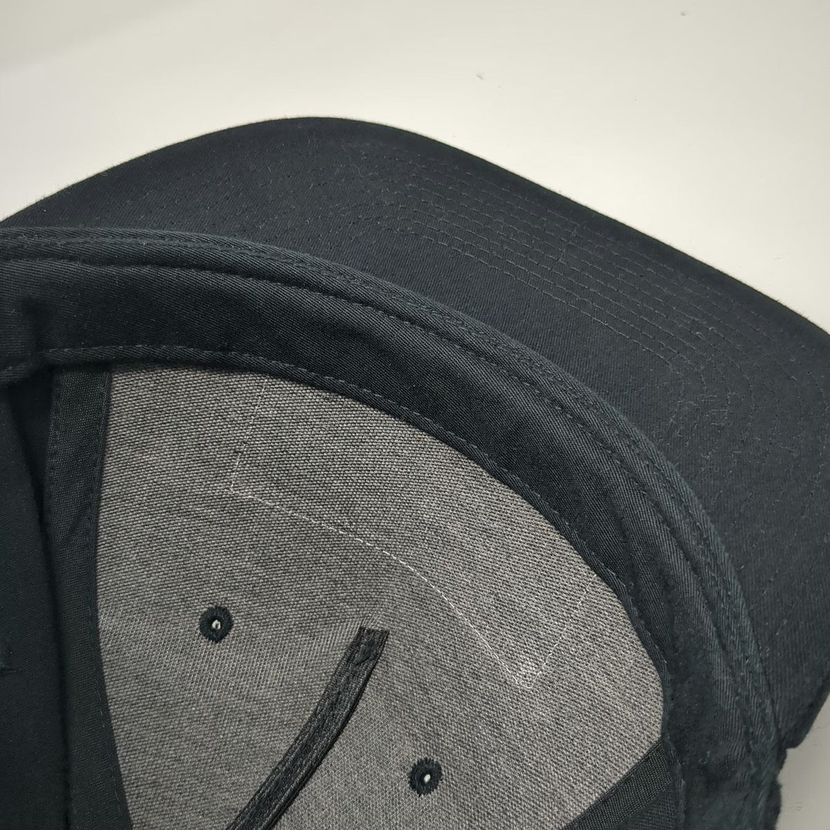 Richardson 5 Panel Black Hat One Size GMC of Beaverton Patch Blue Red Snapback