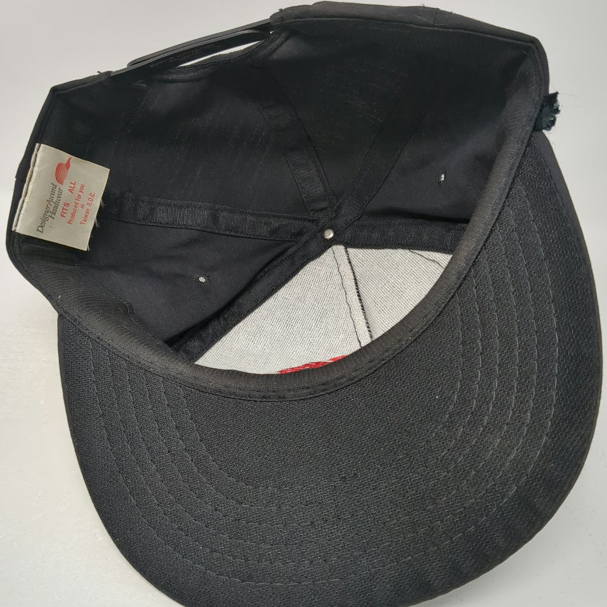 Designer Award 5 Panel Black Hat One Size Red Army Script Snapback Taiwan ROC