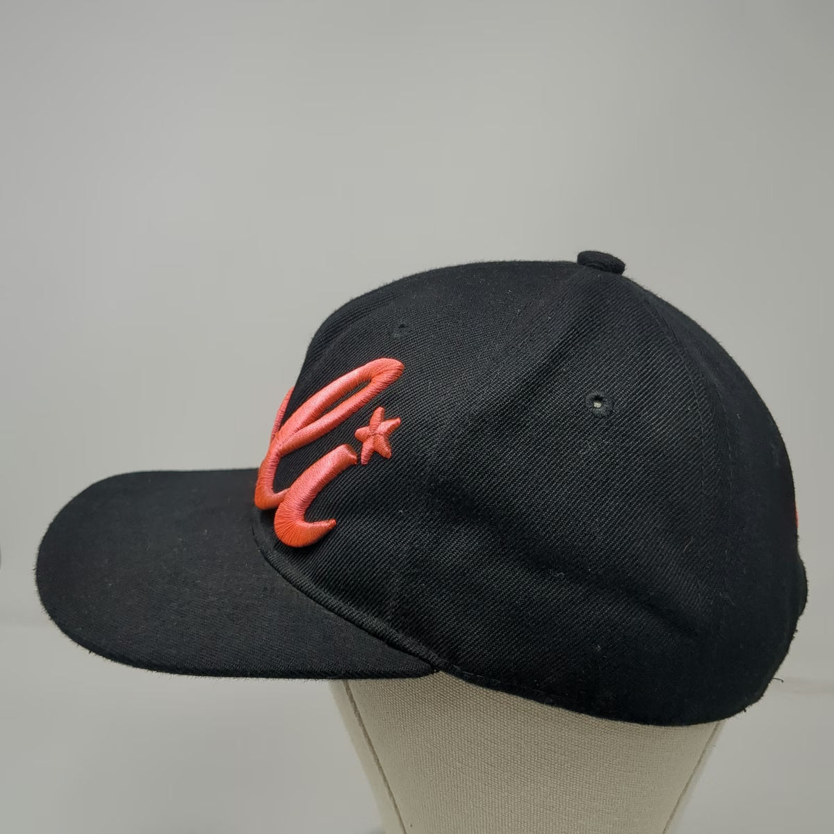Cali Script 3D Embroidery Snapback Black One Size Hat Flat Bill California Star
