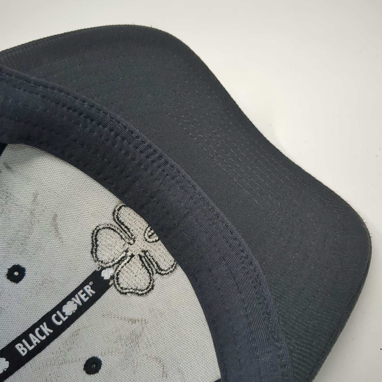 Black Clover Baseball Cap Black XL Fitted Flexfit Rawlings Patch Live Lucky Hat