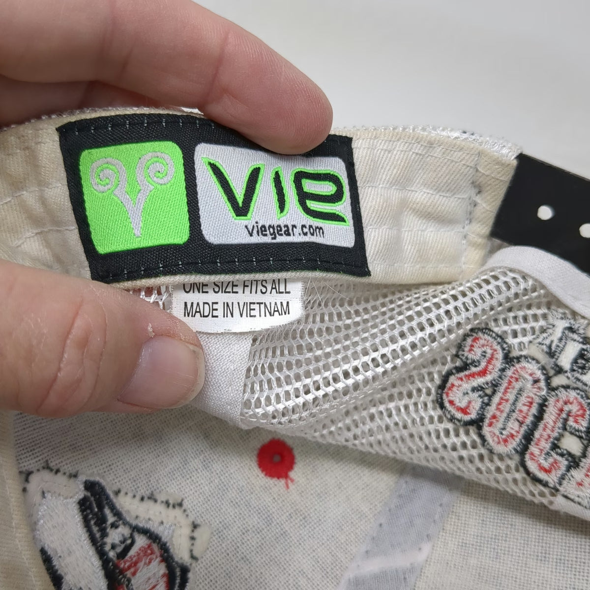 Vie Trucker Hat Black One Size Snapback Mesh Sockeye Brewing Salmon Fish Idaho