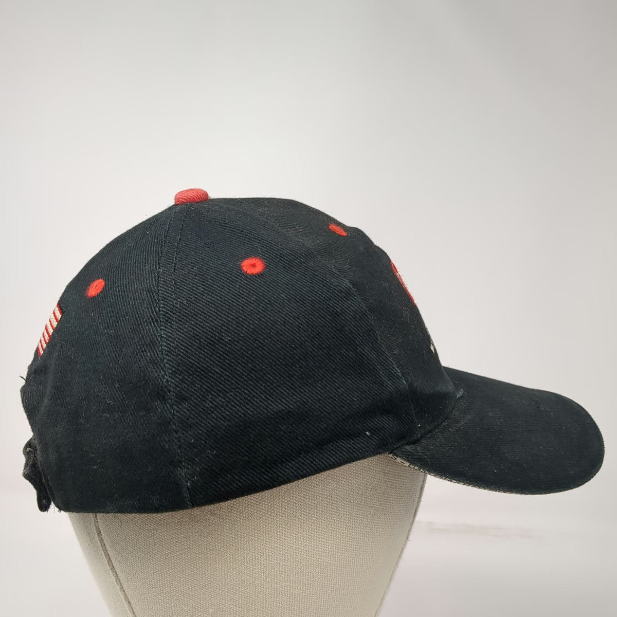 BuyMoreCaps Peterbilt Western Fife WA Black Baseball Cap One Size Strapback Hat