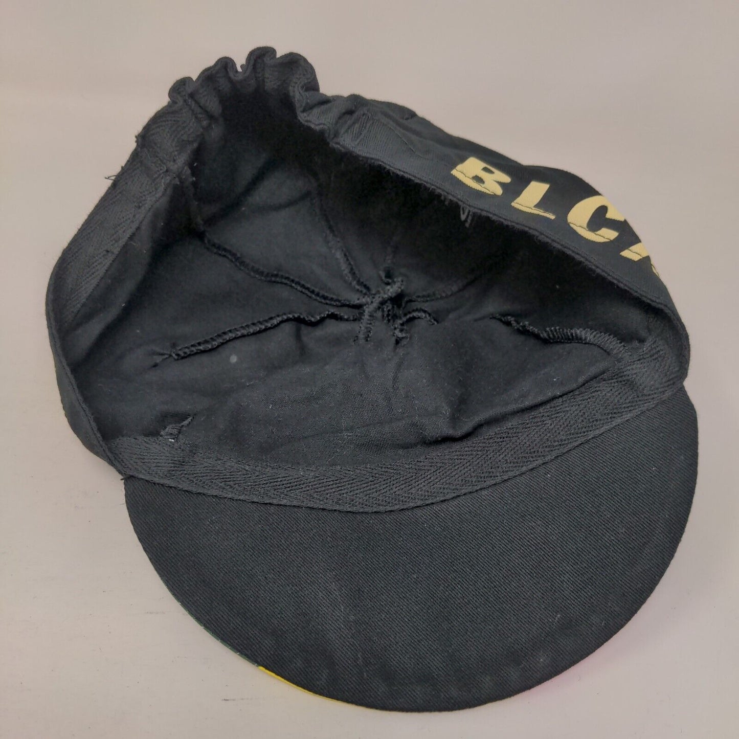 BLCX Fitted Cycling Hat Black One Size Rainbow Stripe Stretch Pace Caps