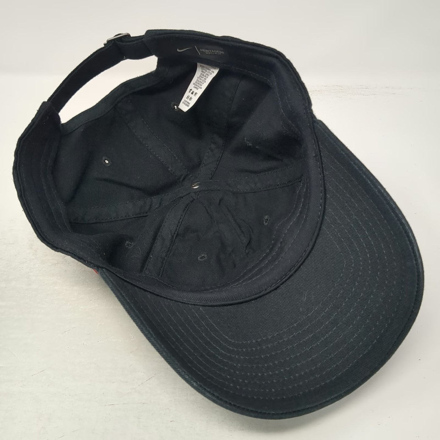 Nike Ohio State Buckeyes NCAA Cap Black OS Heritage86 Dri-FIT Slideback Logo