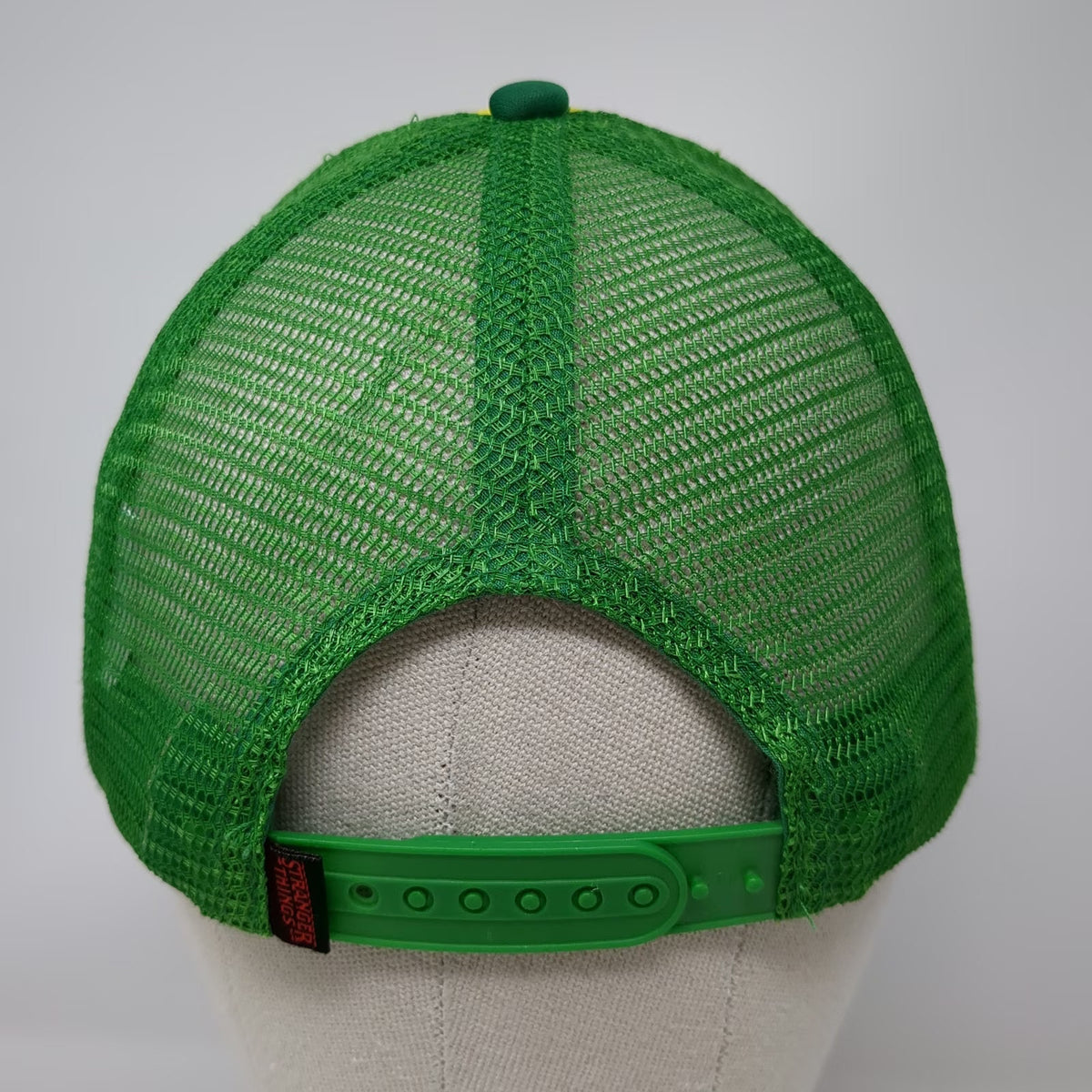 Loungefly Trucker Hat Green Yellow One Size Stranger Things Camp Know Where 85