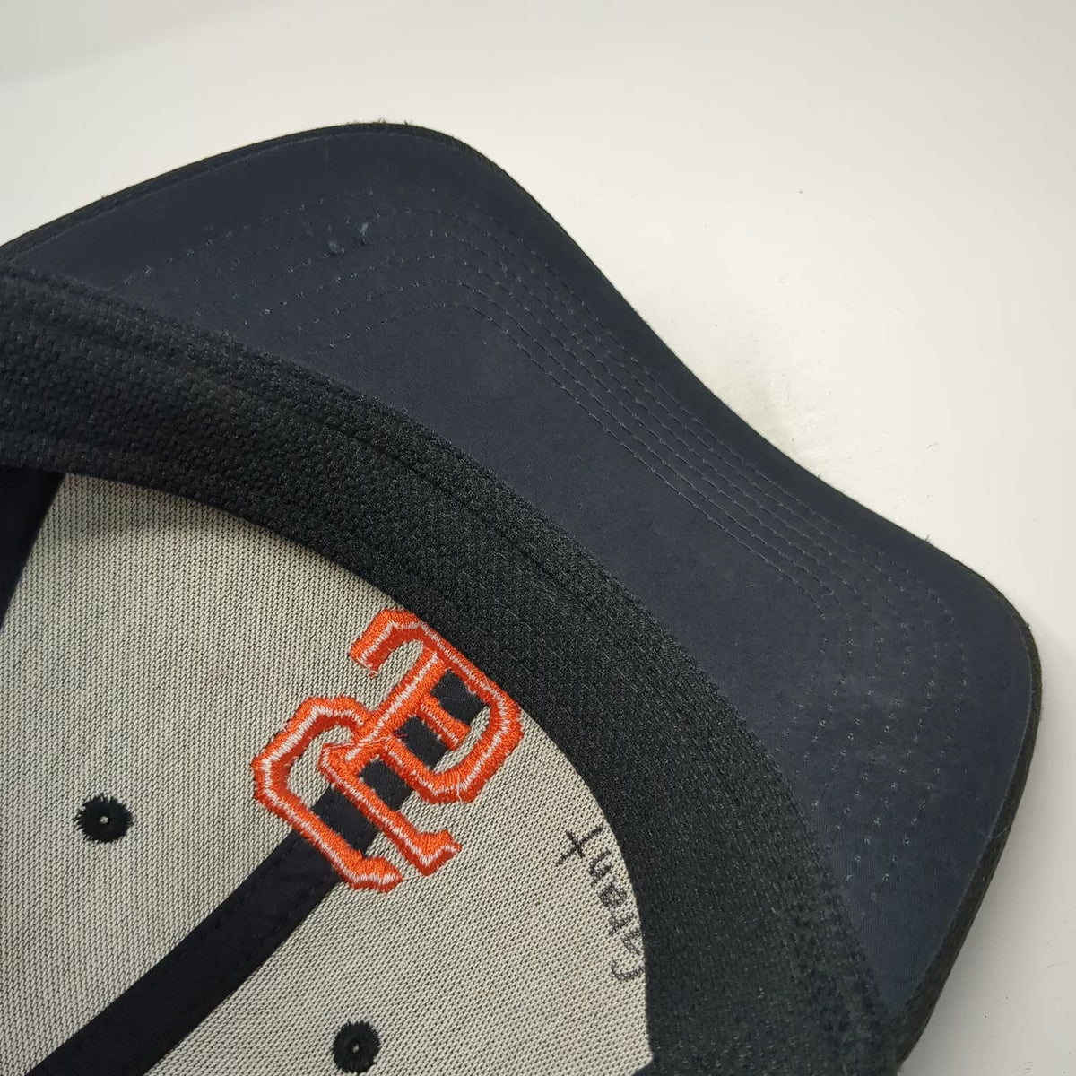 OC Sports San Francisco Giants MLB Baseball Cap Black OSFM Strapback Mesh Hat
