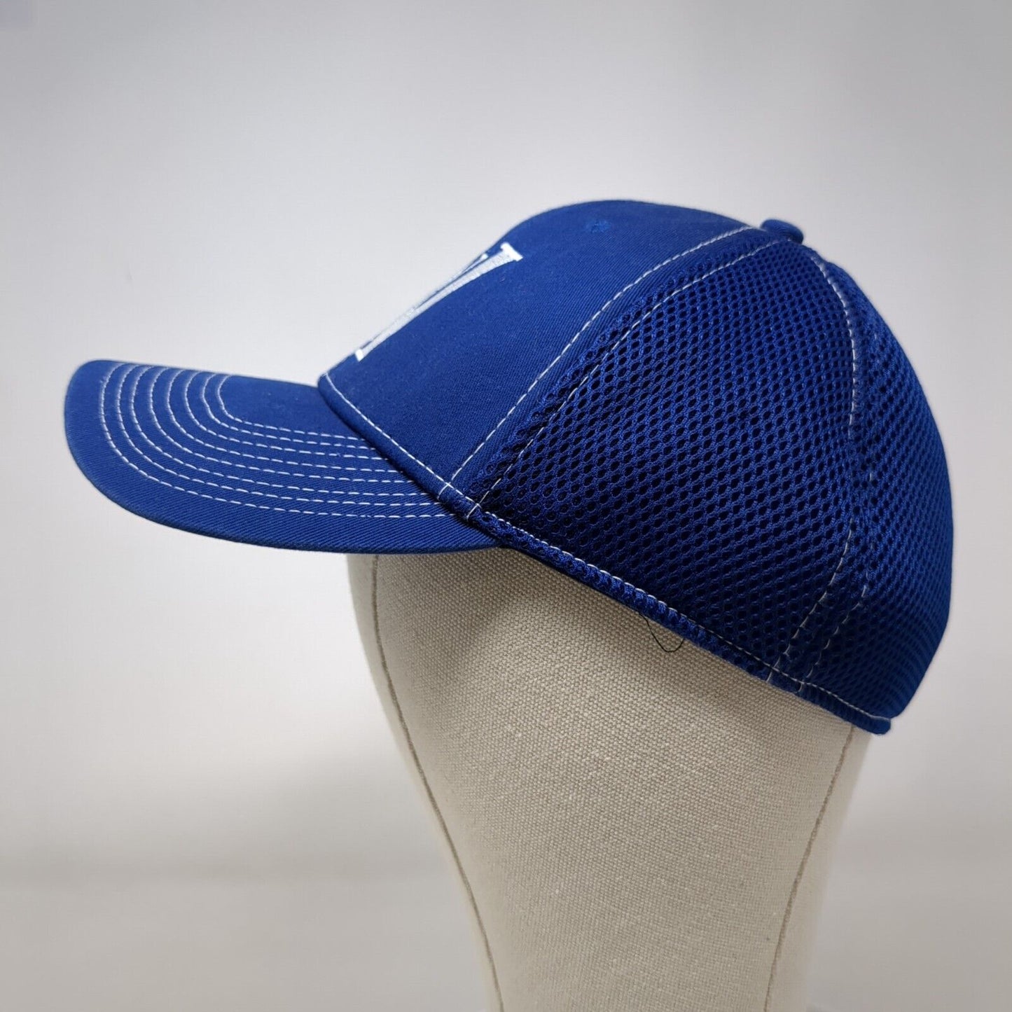 WW Fitted Trucker Hat Blue M/L Embroidered Mesh Back 6 Panel 39Thirty New Era