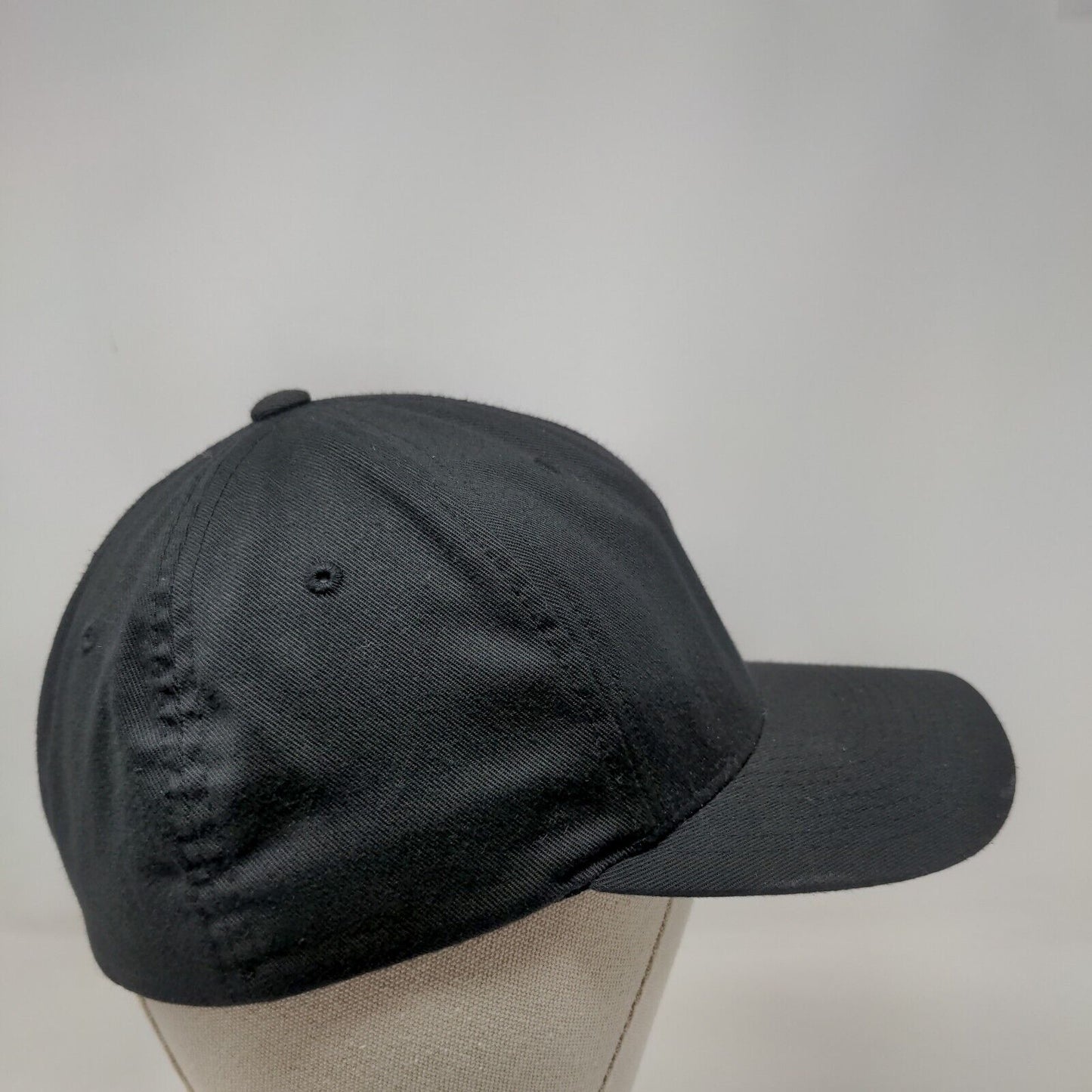 FlexFit Fitted Hat Black Smith #52 Size S-M Embroidered Logo Yupoong