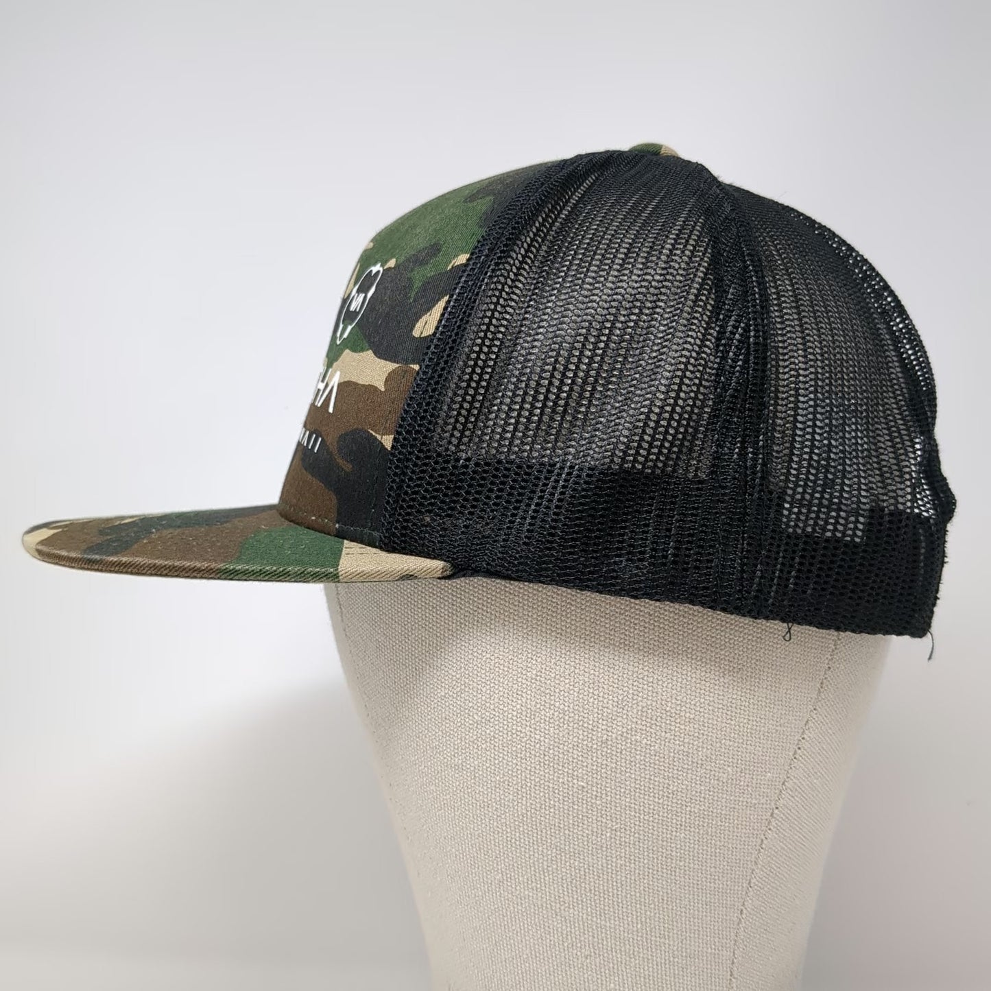 RVCA Trucker Hat Green One Size Camo Hawaii RVCALOHA Mesh Snapback Structured