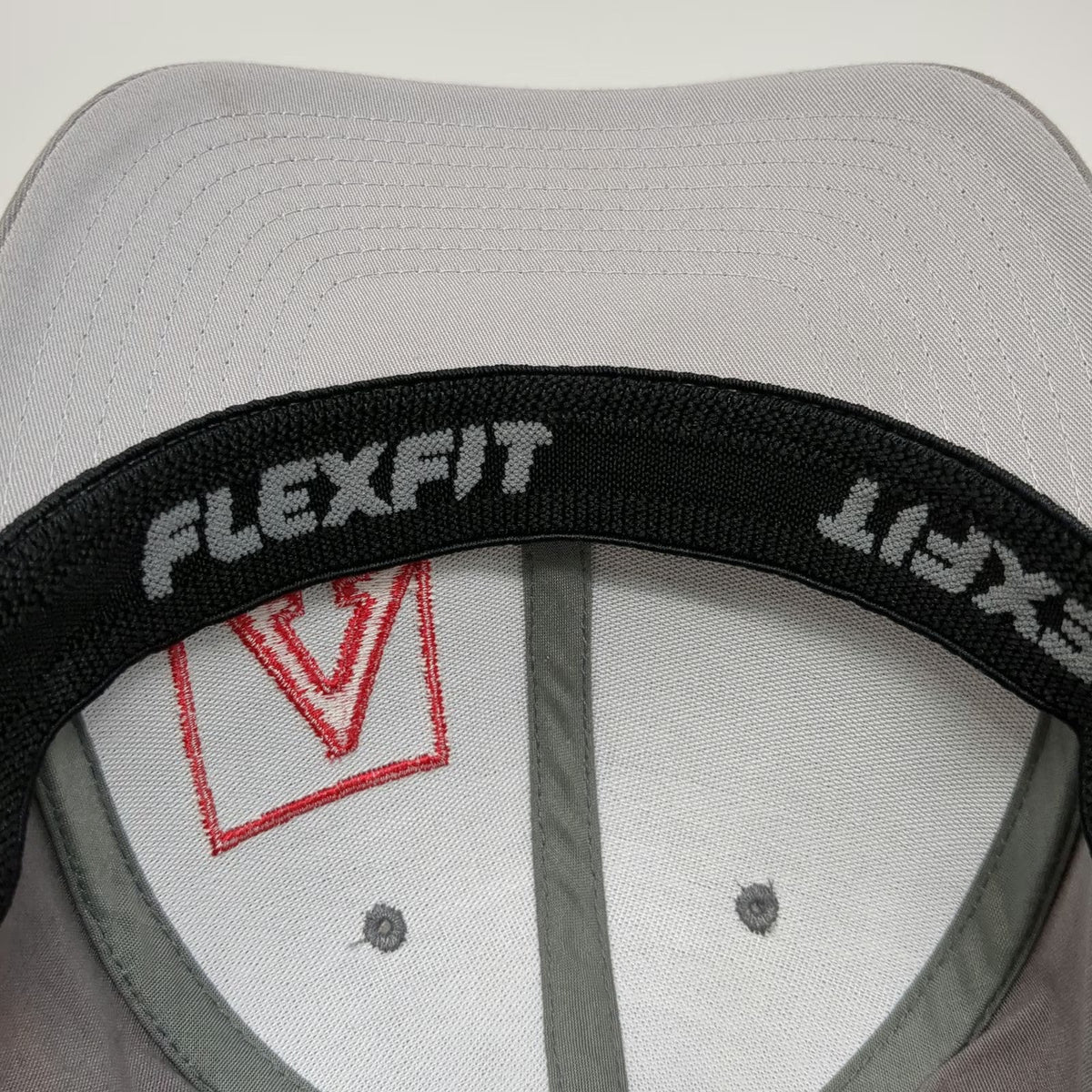 Flexfit Baseball Cap Gray XL Ascent Embroidered Logo Curved Brim Structured Hat