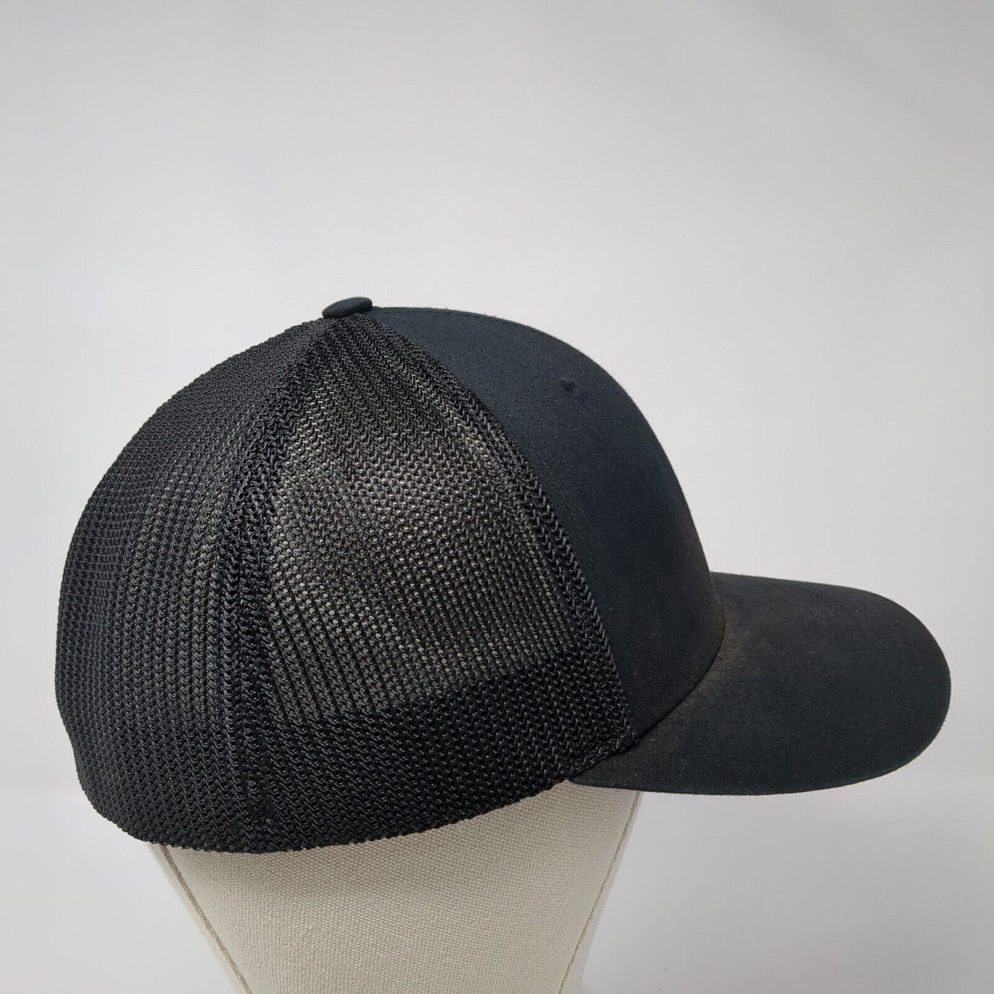 Idaho 208 Fitted Mesh Back Trucker Hat Black L/XL Flexfit Richardson